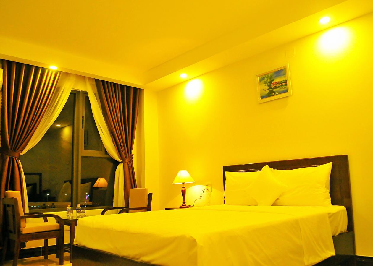 Aries Hotel *