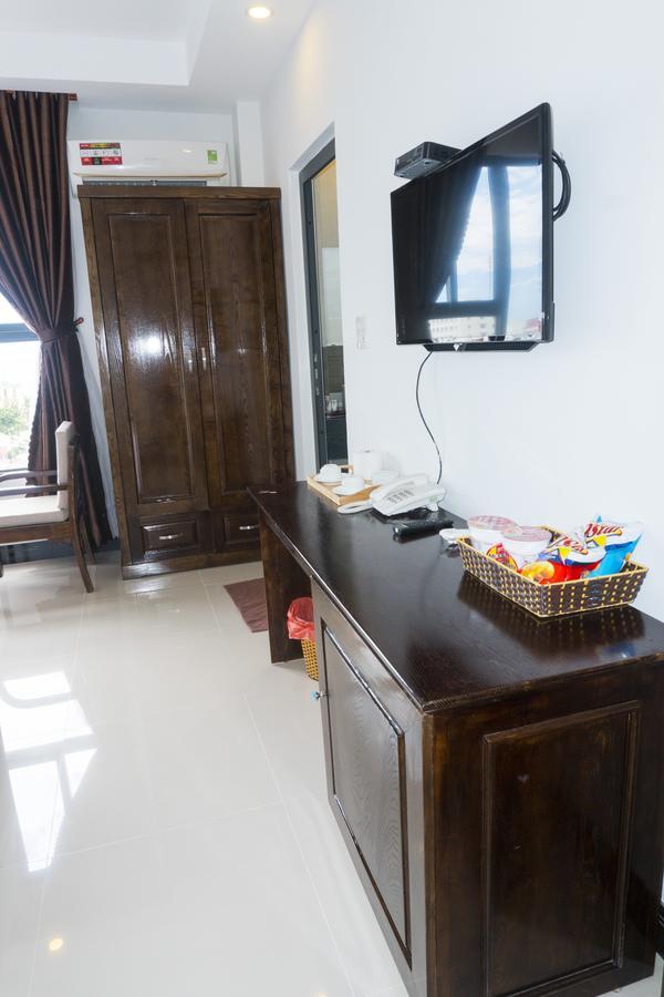 Aries Hotel *