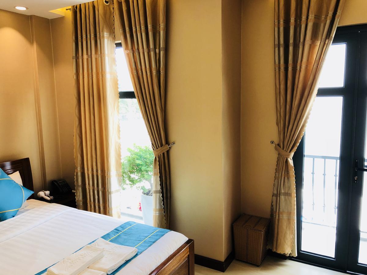 Hồng Hạc Khách sạn