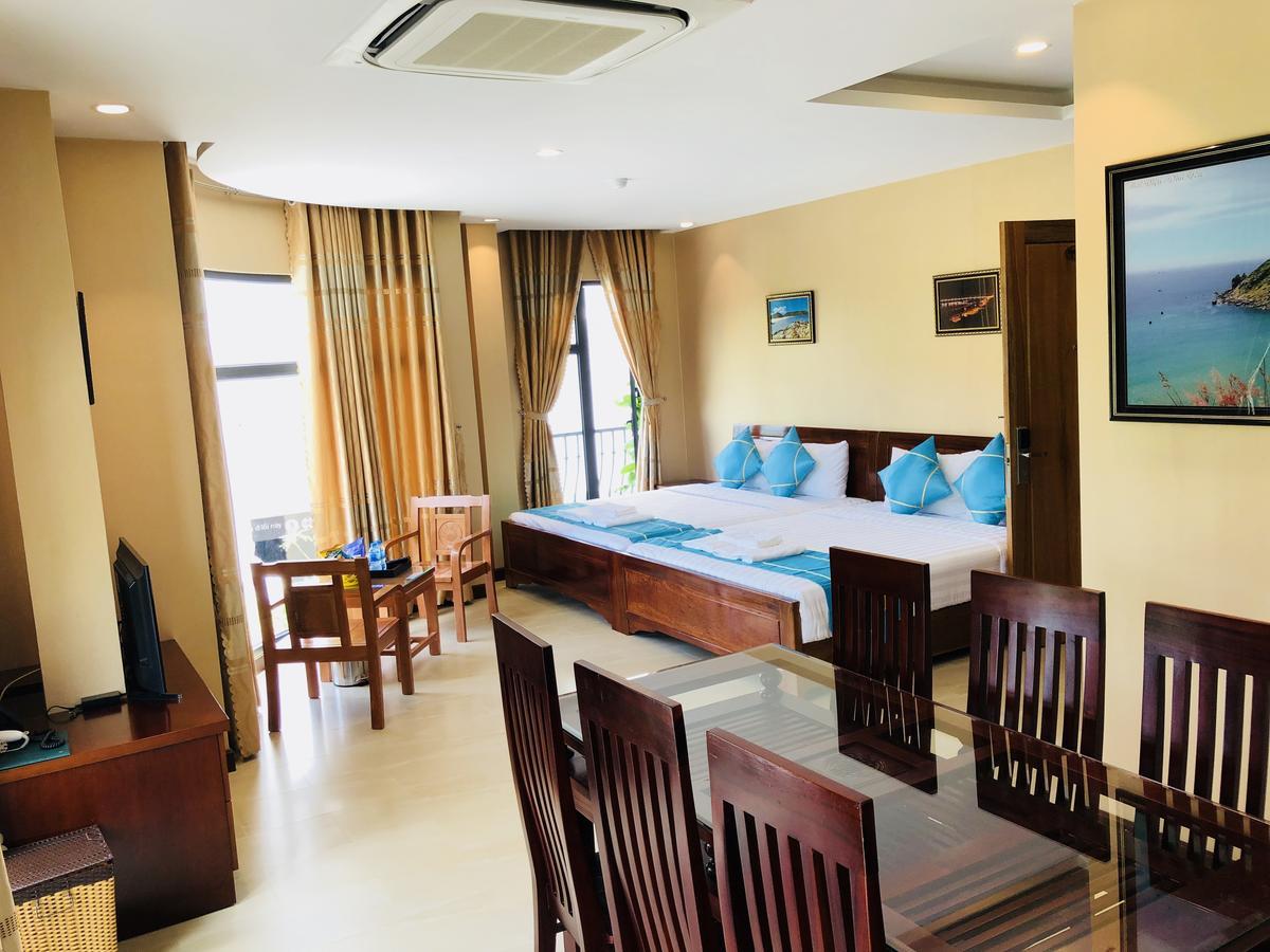 Khách sạn Hồng Hạc