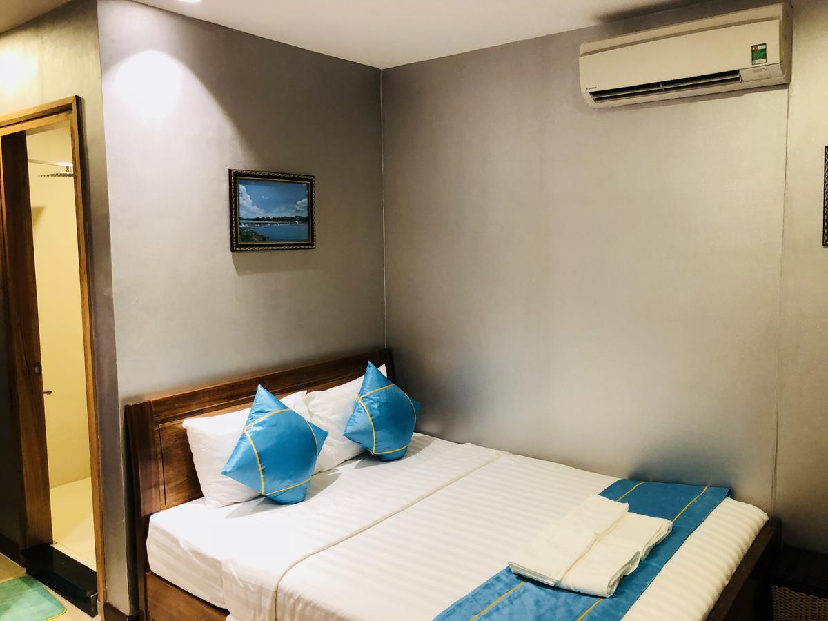 Hồng Hạc Khách sạn 2*