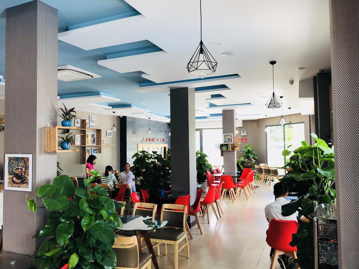 Khách sạn Hồng Hạc 2*
