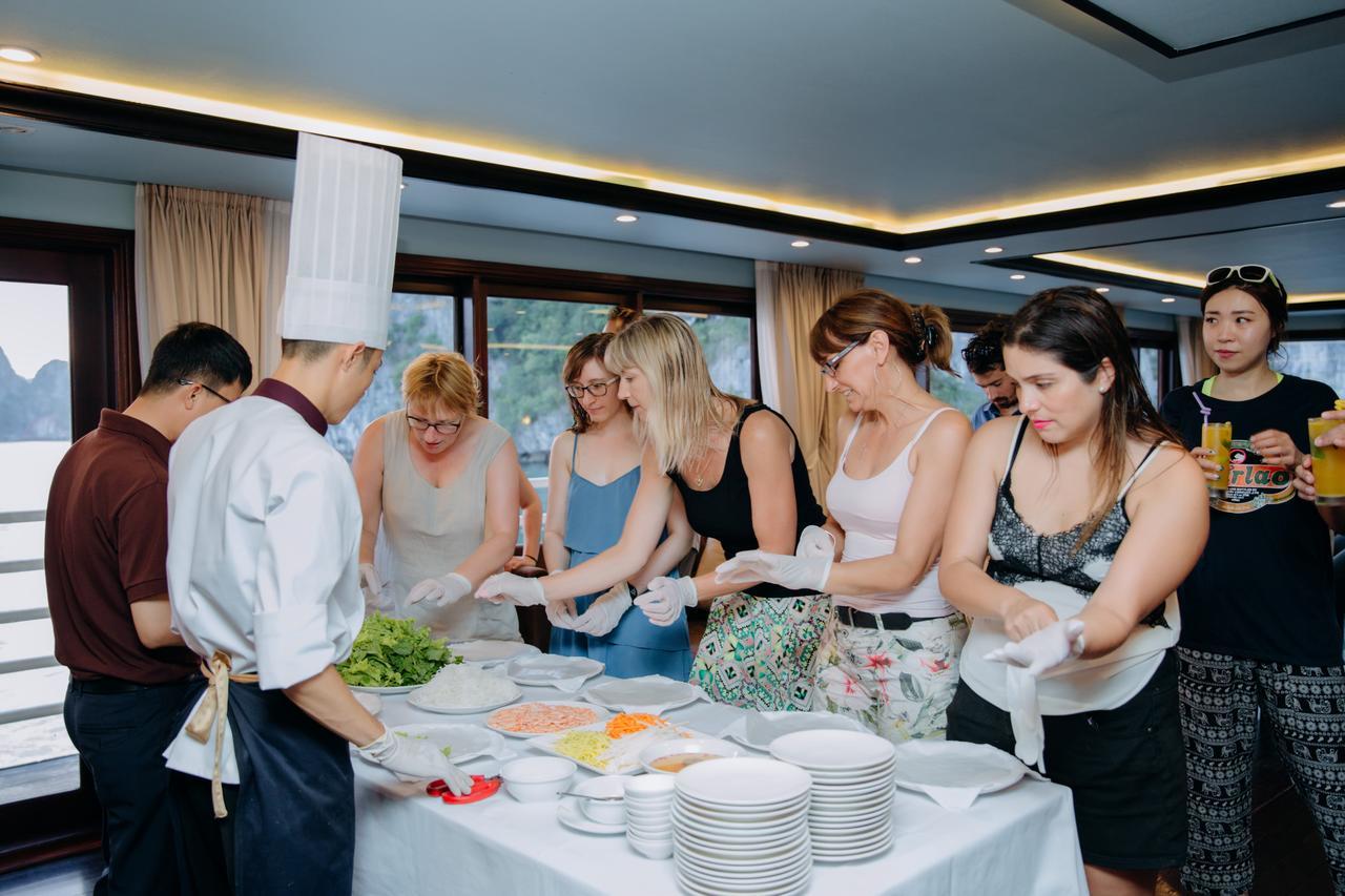 Halong Athena Cruise 5* Ha Long