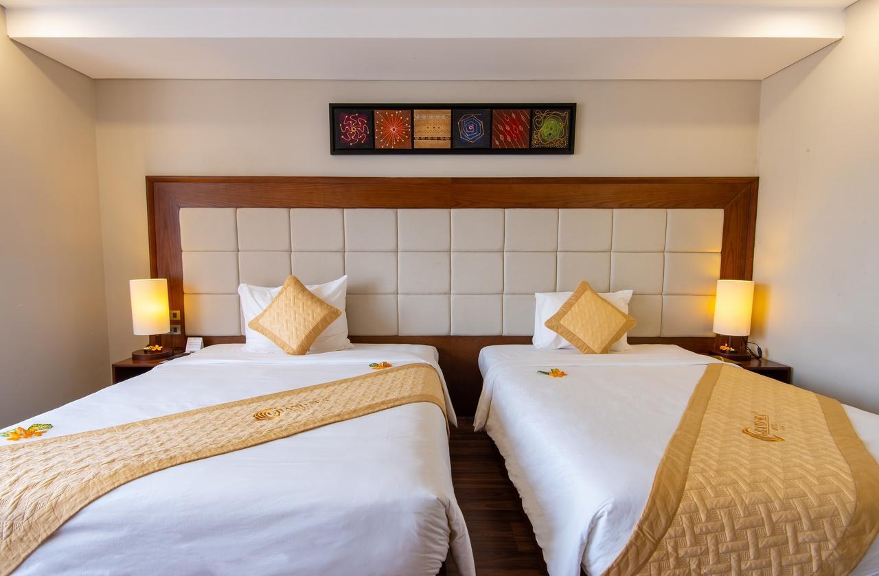 Grand Sea Hotel