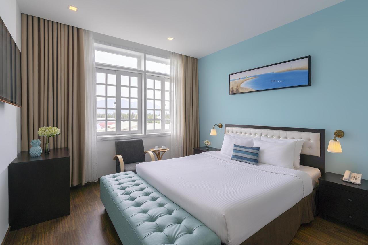 Hotel Flora Beach Hotel & Spa