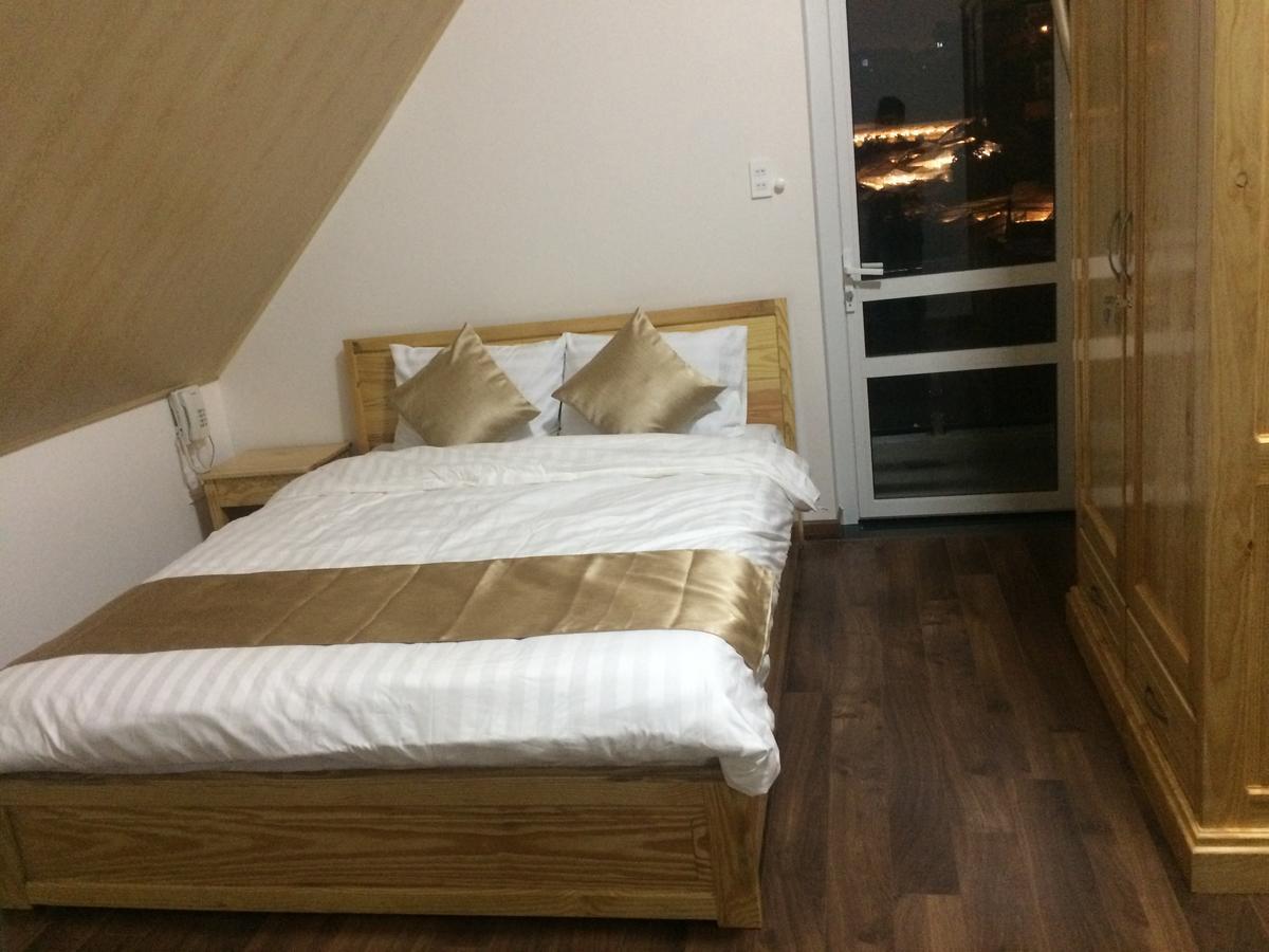 Hotel Spring