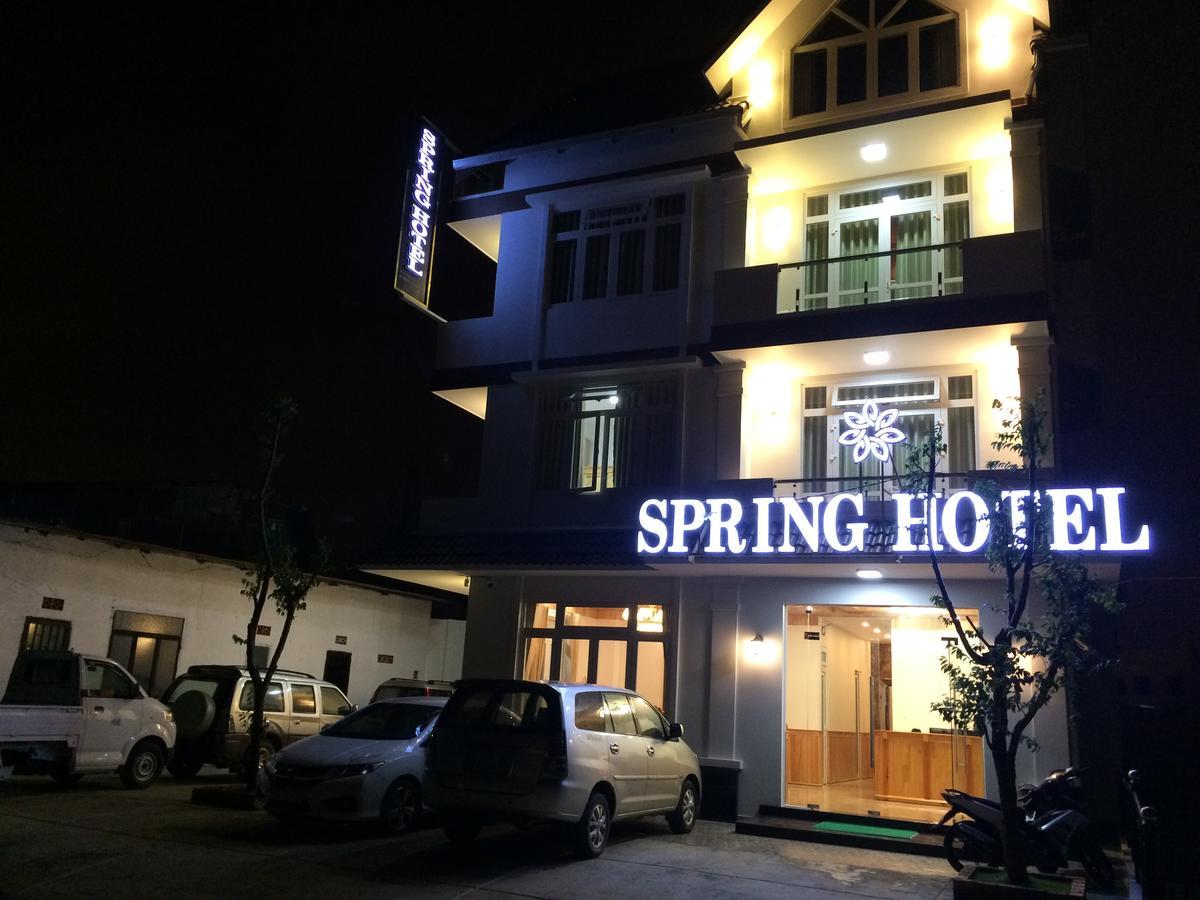 Spring 2* Da Lat
