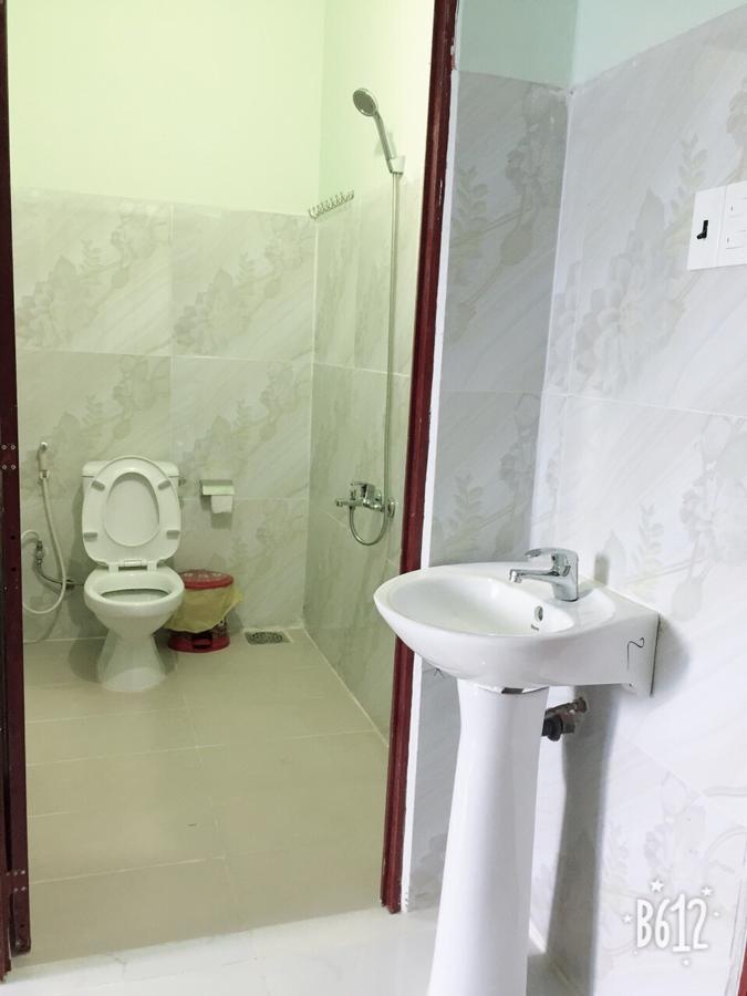 Khach San Ngoc Quynh Hotel 2*