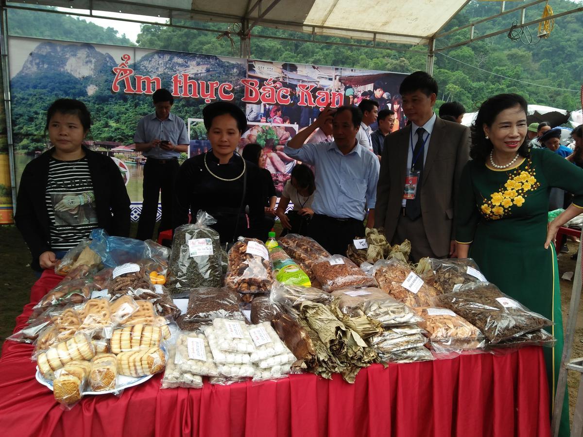 Lodge Tran Xuan Ba Be