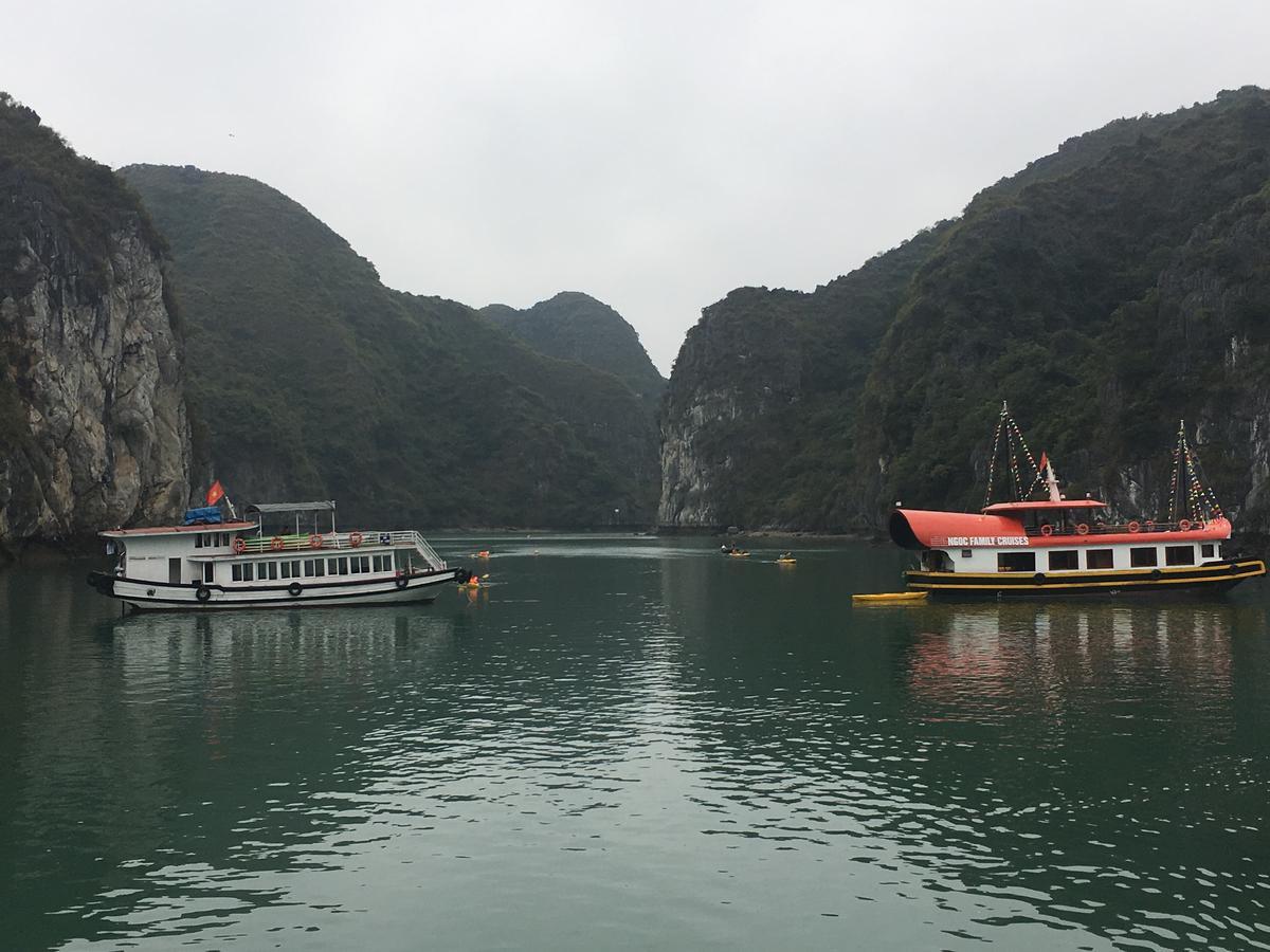 Nam Phương Khách sạn *