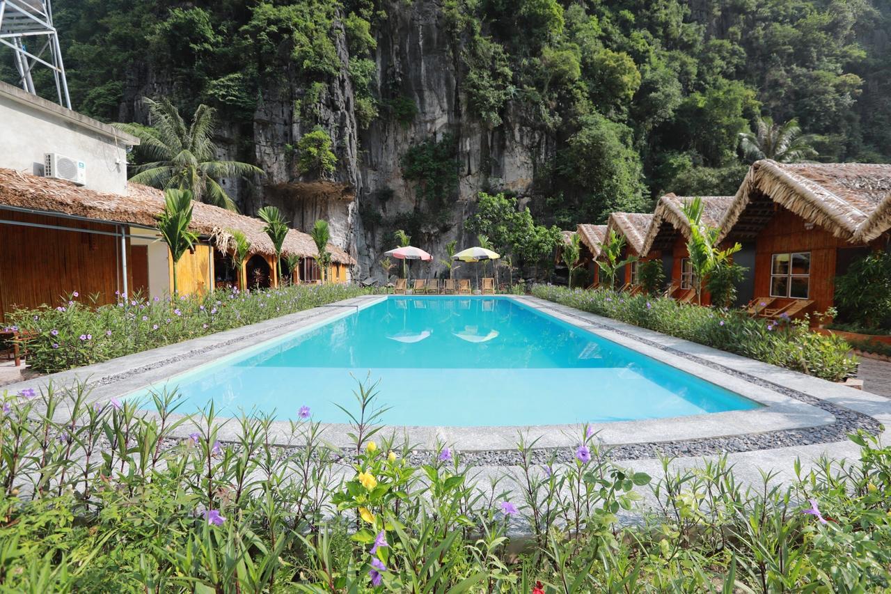 Tam Coc Valley lều