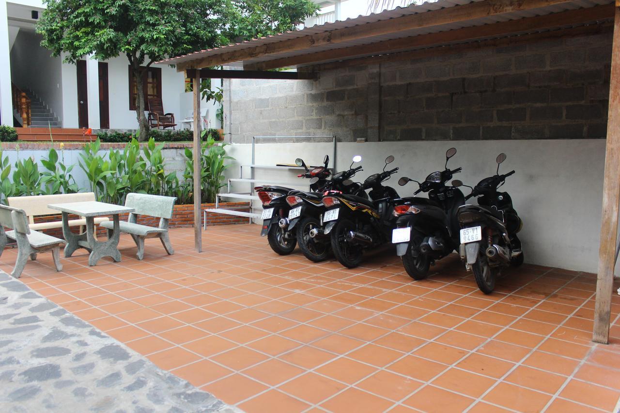 Minh Kha Hotel *