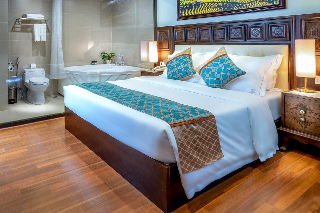 Hotel Relax &