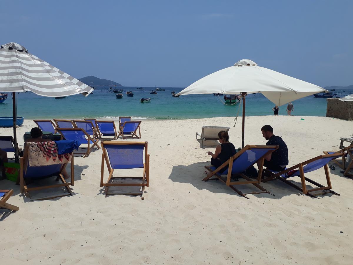 Dao Hoa Vang Khách sạn Cam Ranh
