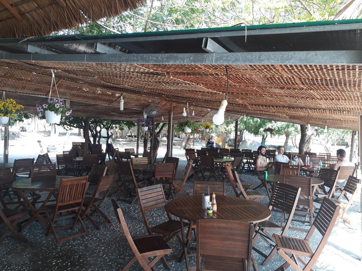 Dao Hoa Vang Khách sạn *