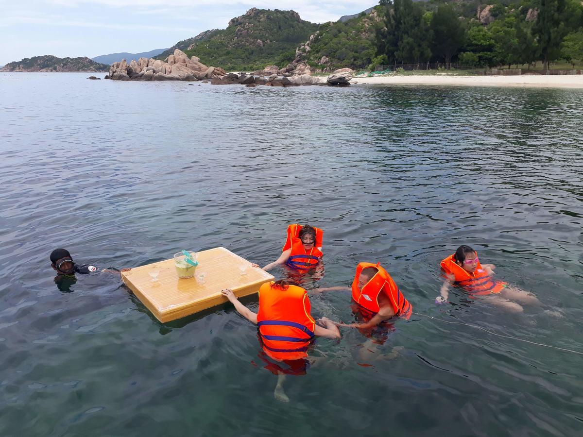 Dao Hoa Vang Khách sạn