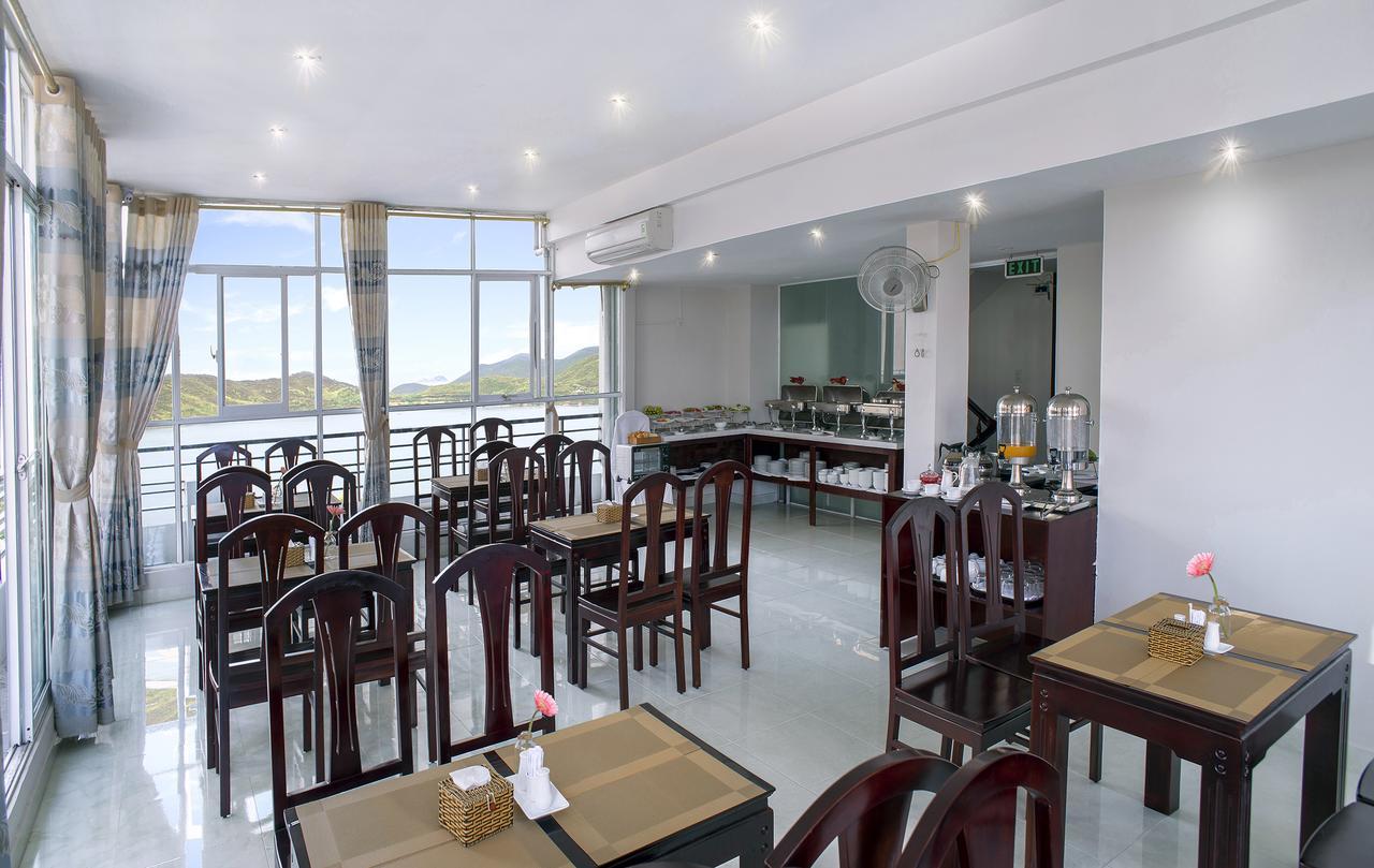 Cosy Khách sạn 3*