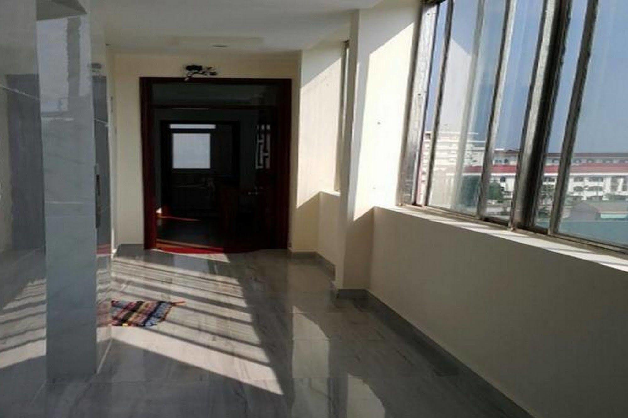 Binh Duong 2 2* Huế