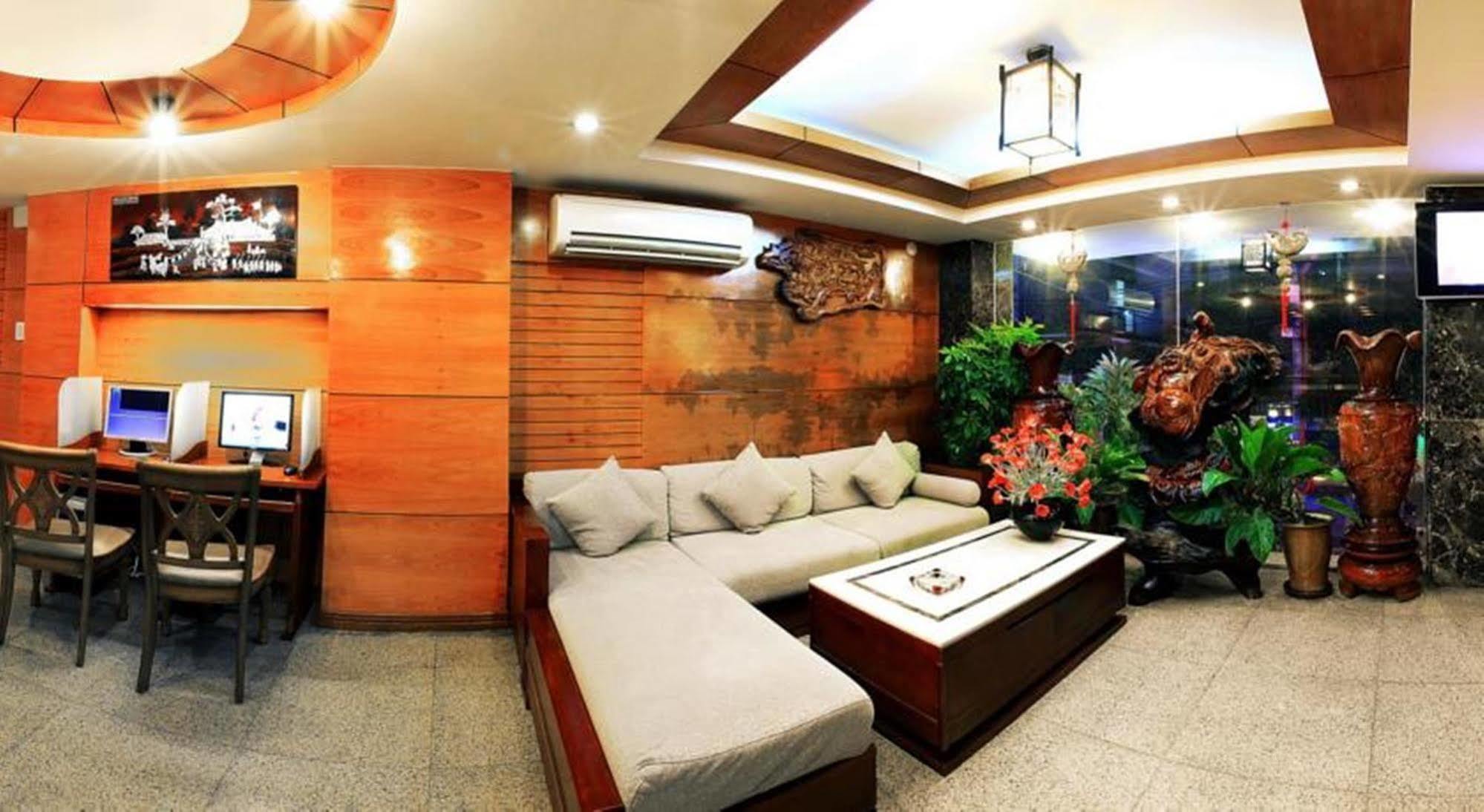 Hotel Carina