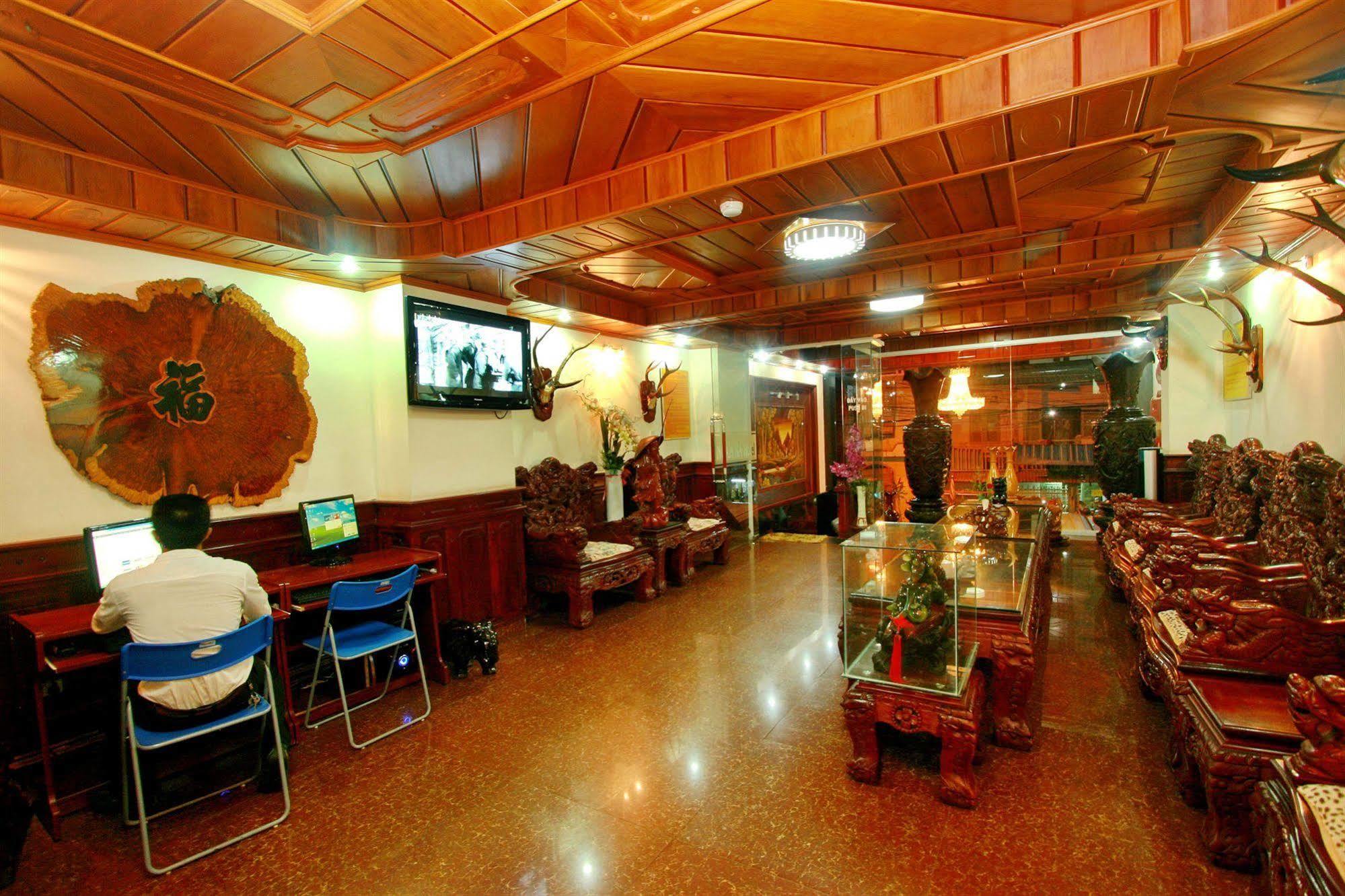 Hotel Ngan Ha - Galaxy Nha Trang