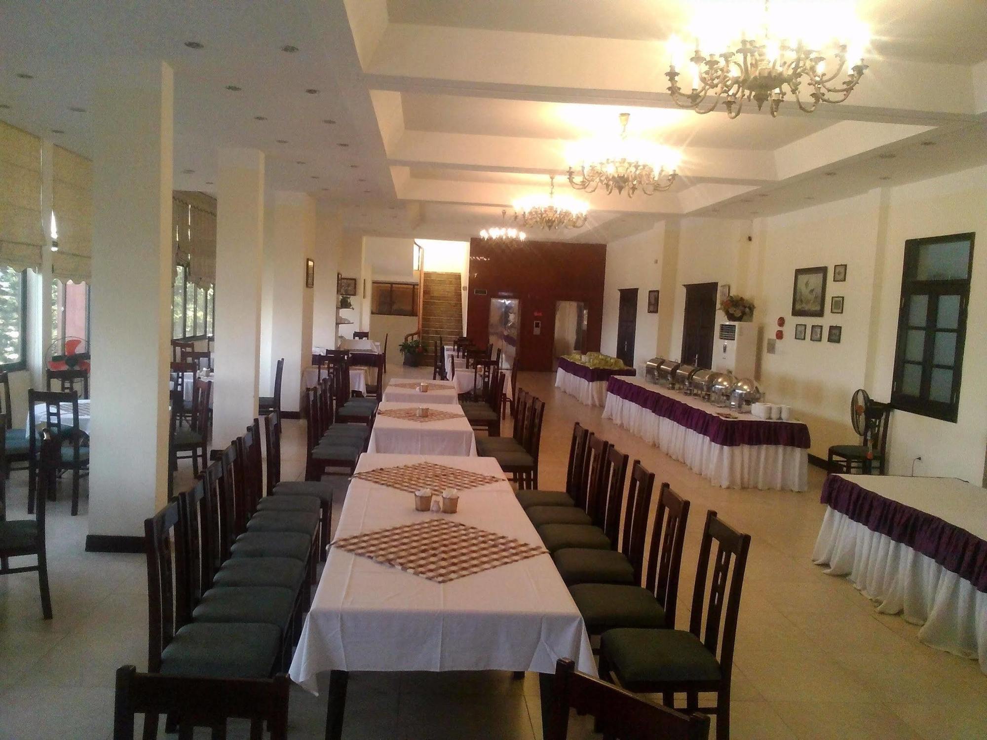 Hotel Halong