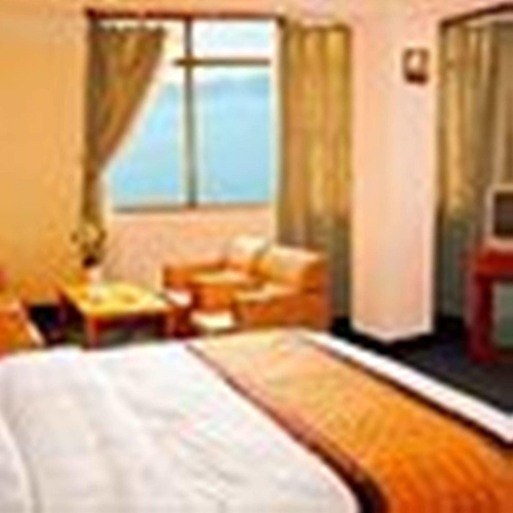 Hotel Halong 3*