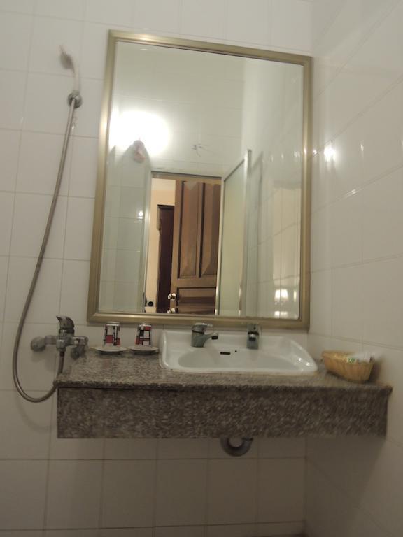 Hotel Gieng Ngoc Sea Moutain View Cat Ba