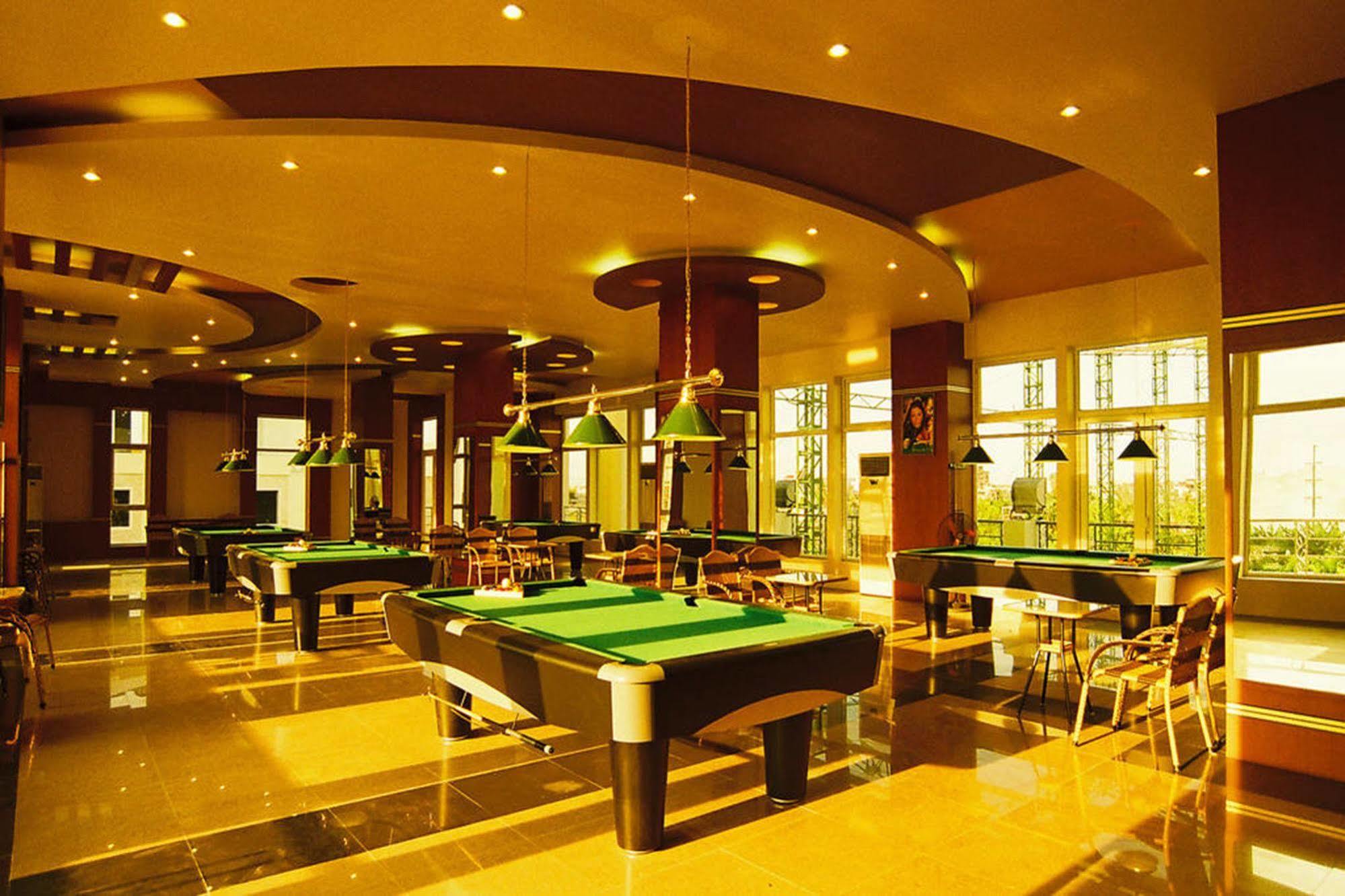 Camela & Hotel Hai Phong