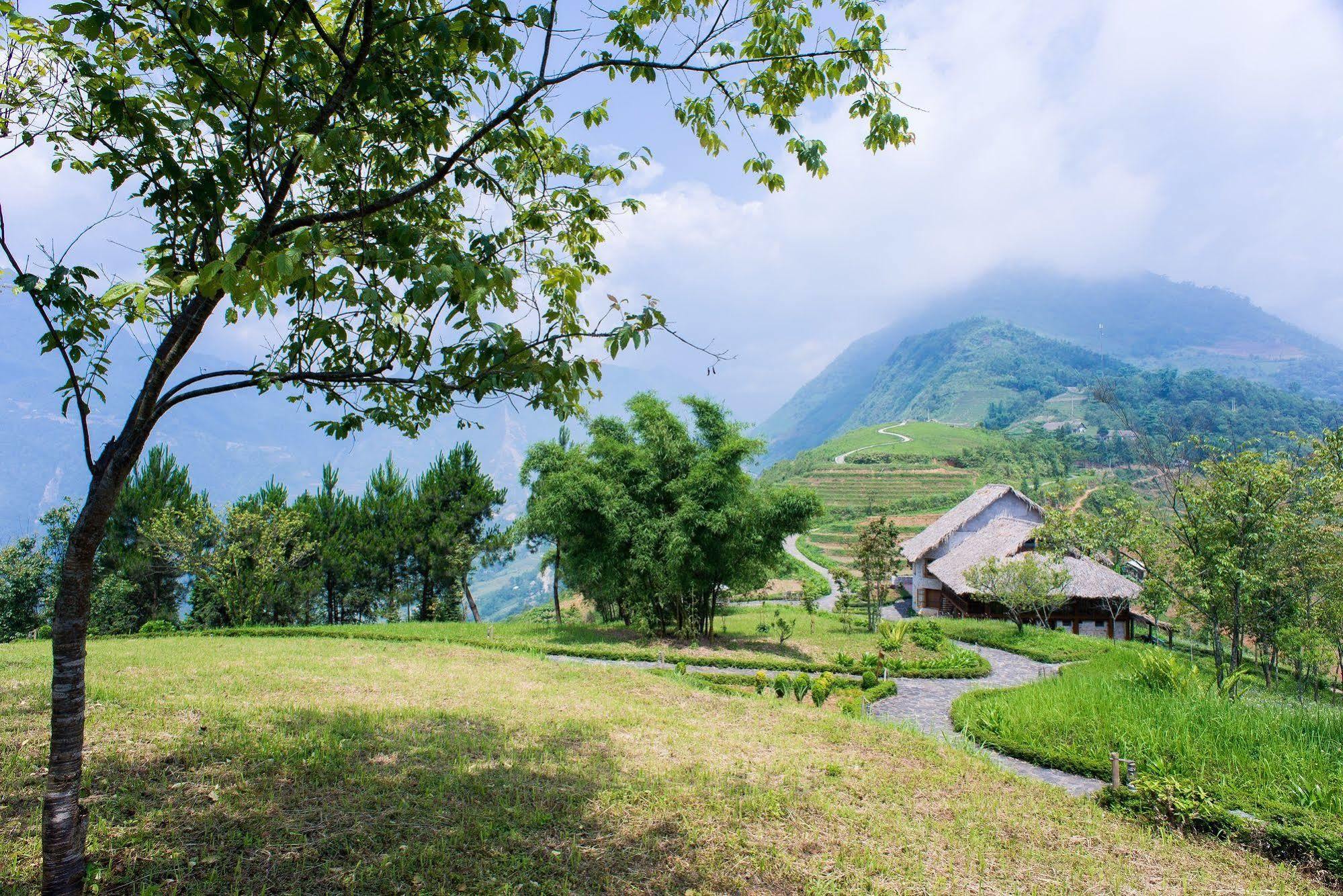 Topas Lodge *