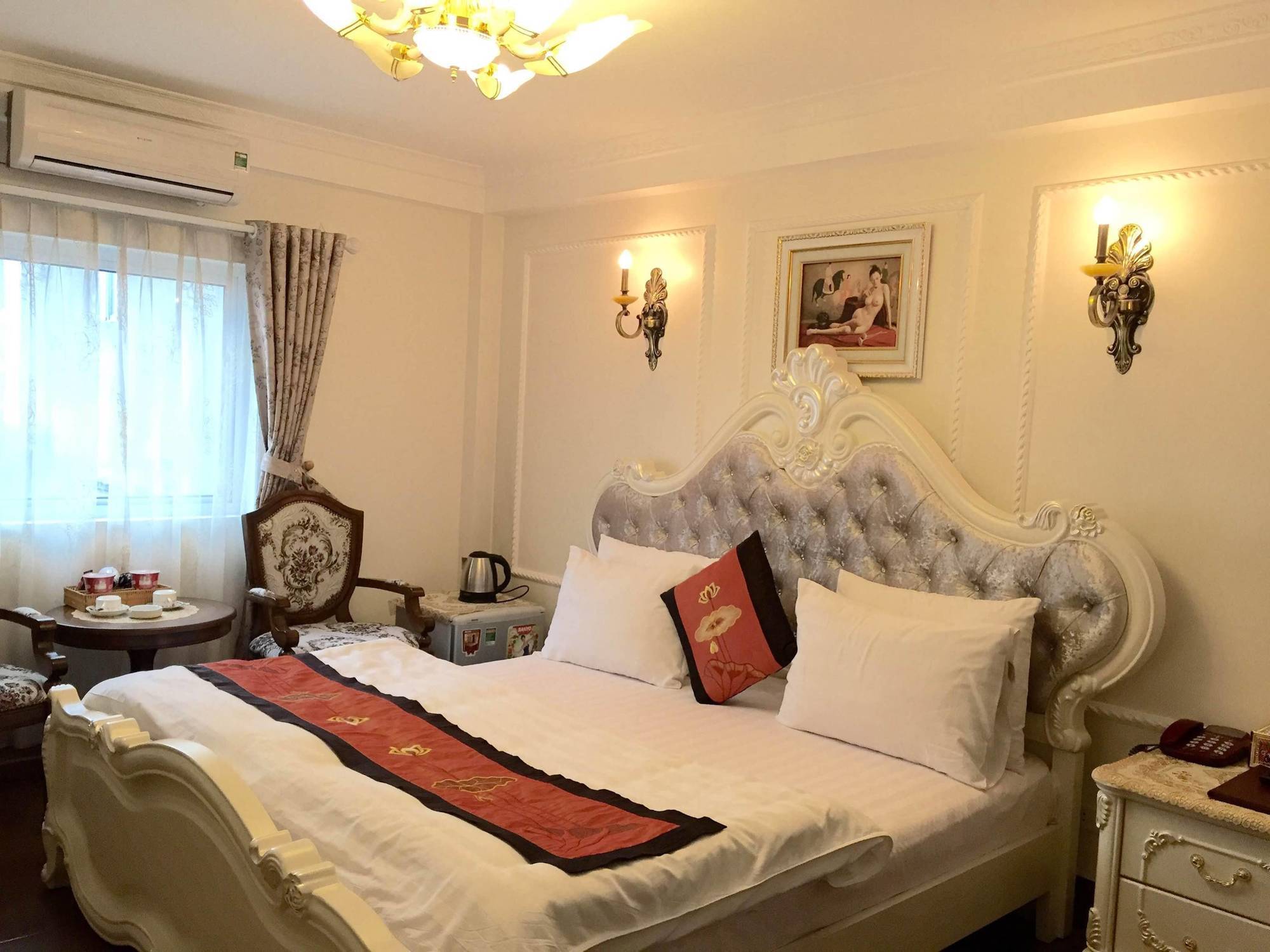 Hotel Super Oyo Capital O 1173 Le Grand - The Ruby