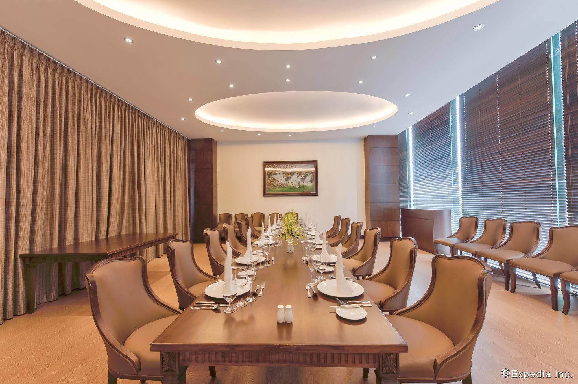 Khách sạn Muong Thanh Luxury Song Lam Vinh