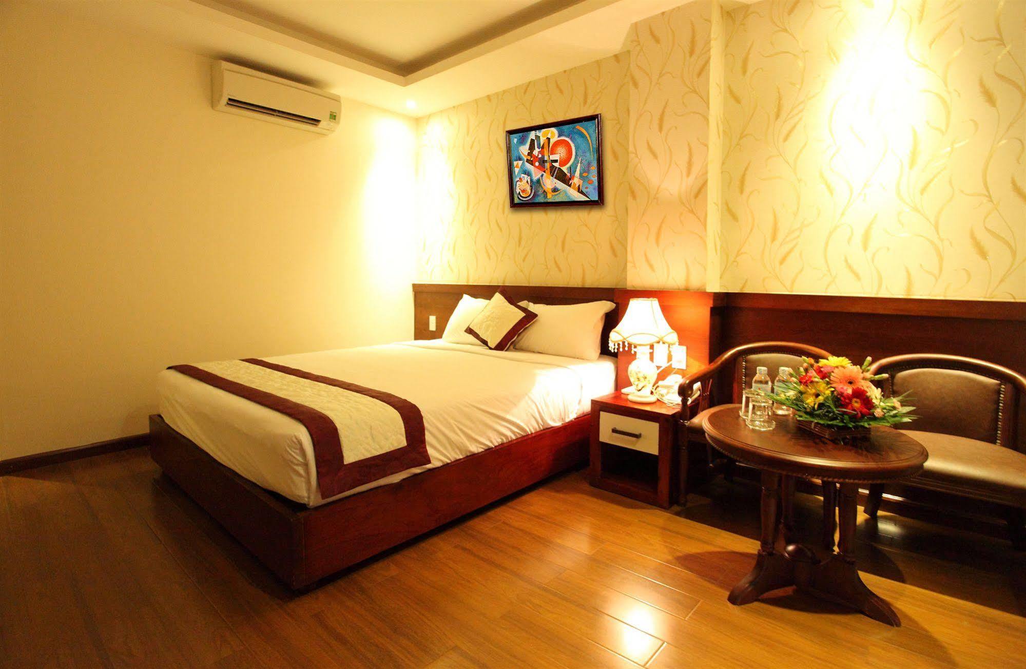Hotel Golden