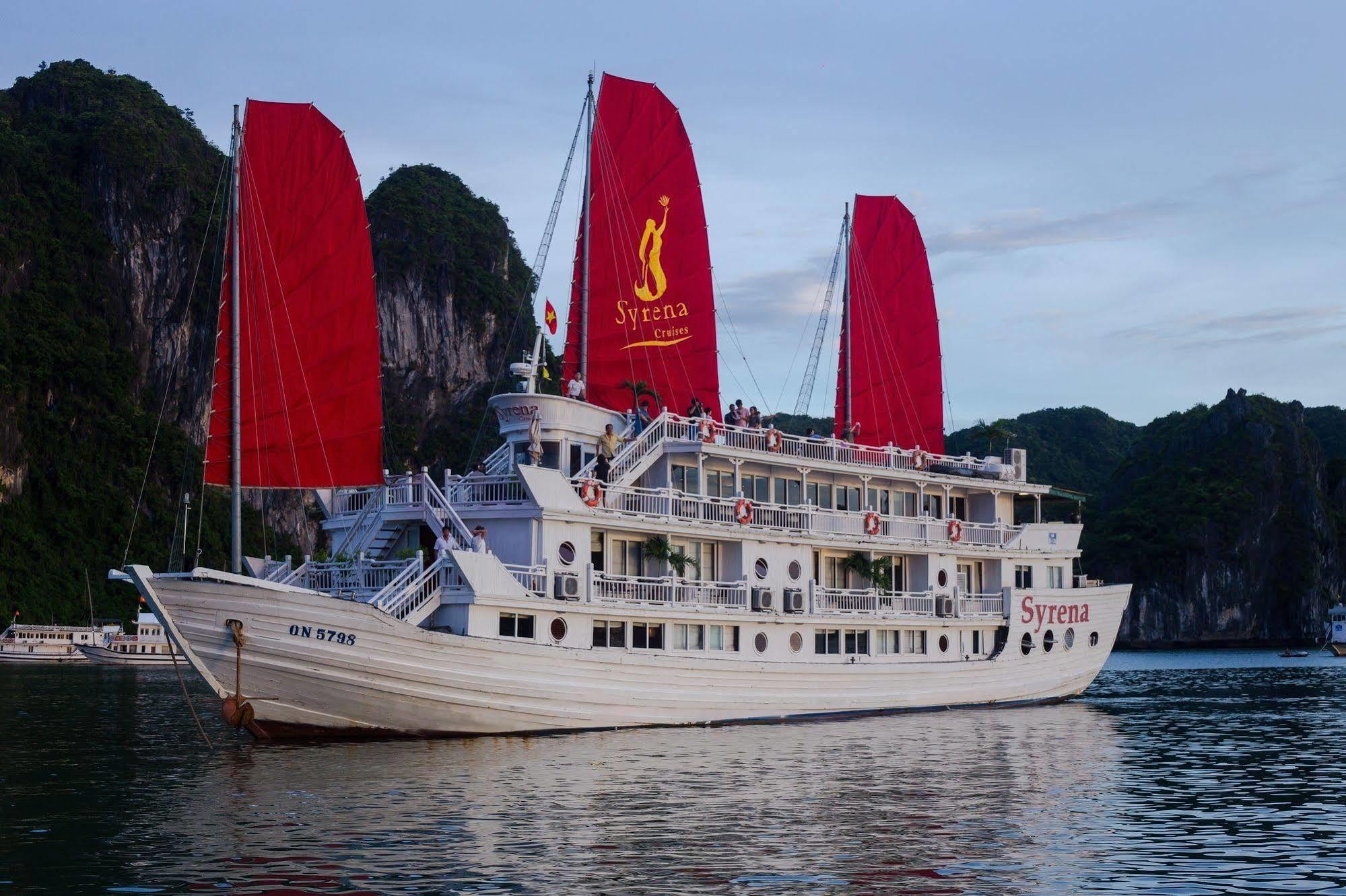 Syrena Cruises Ha Long