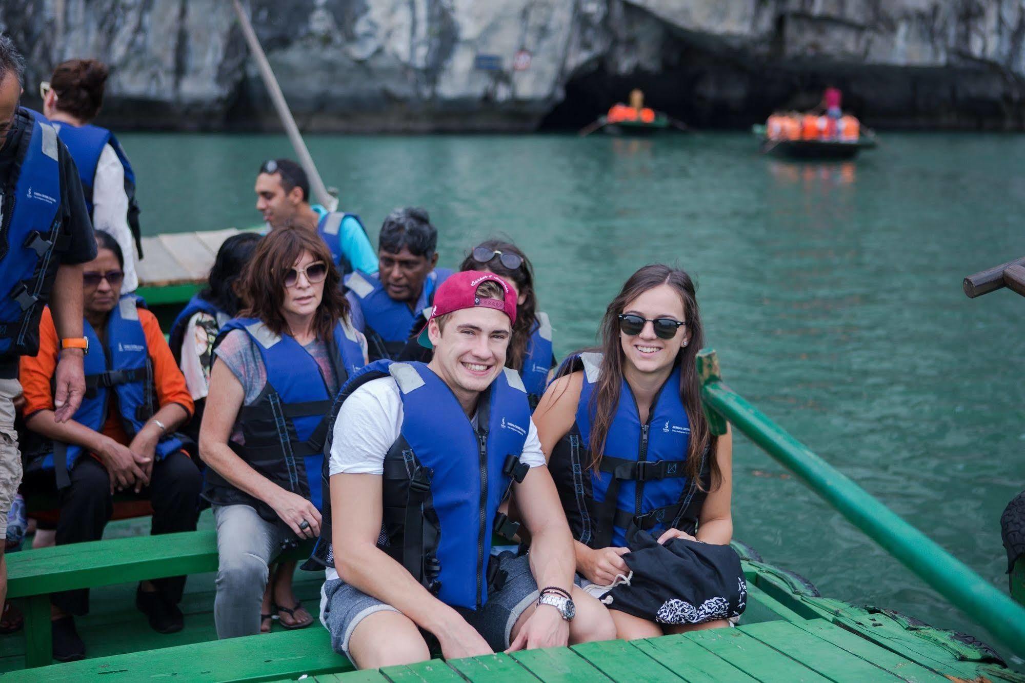 Syrena Cruises 4* Ha Long