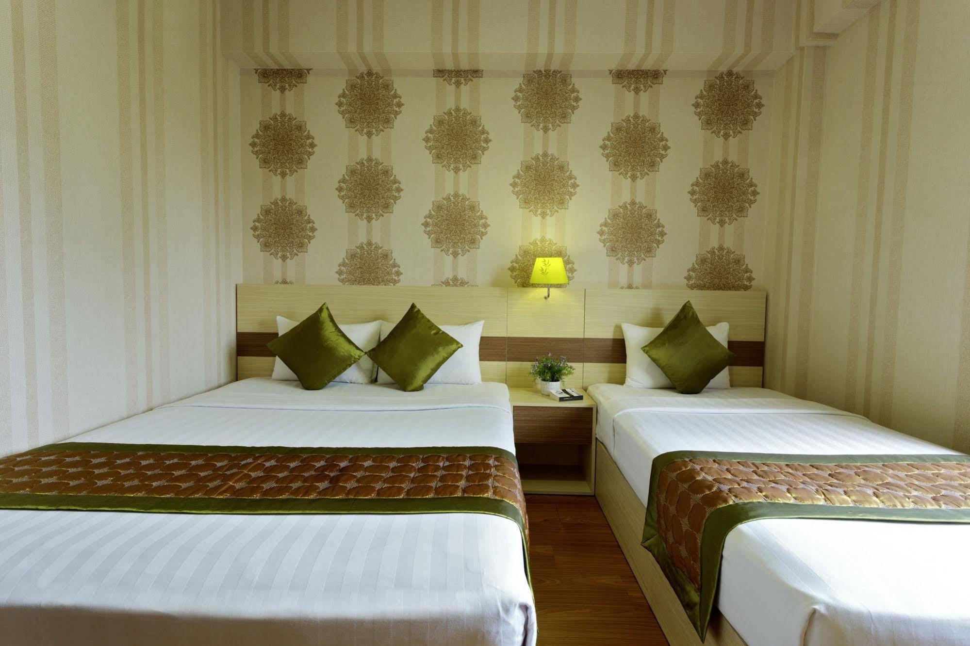 Khách sạn Palago 3*