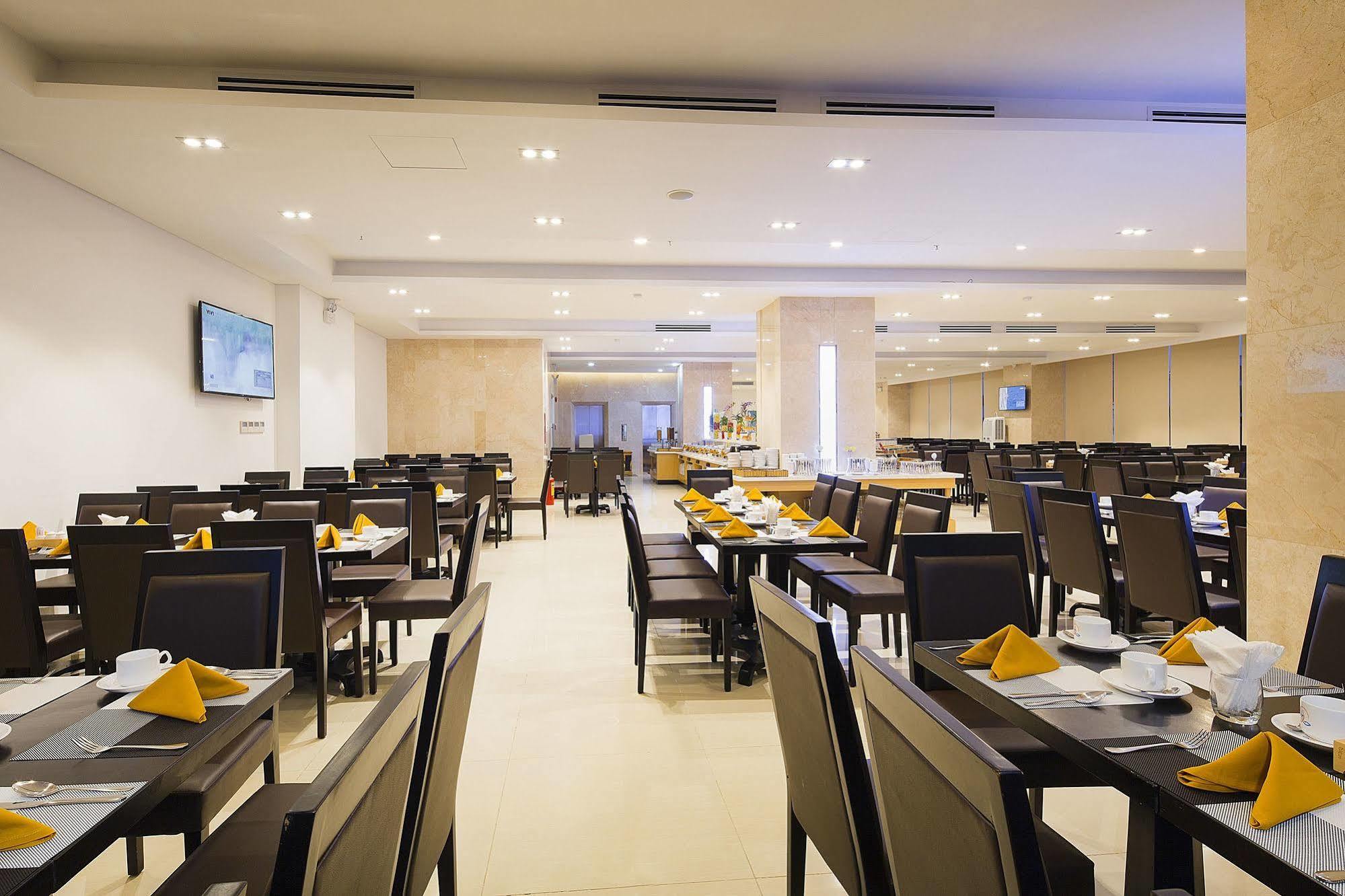 Hotel Dendro Gold Nha Trang
