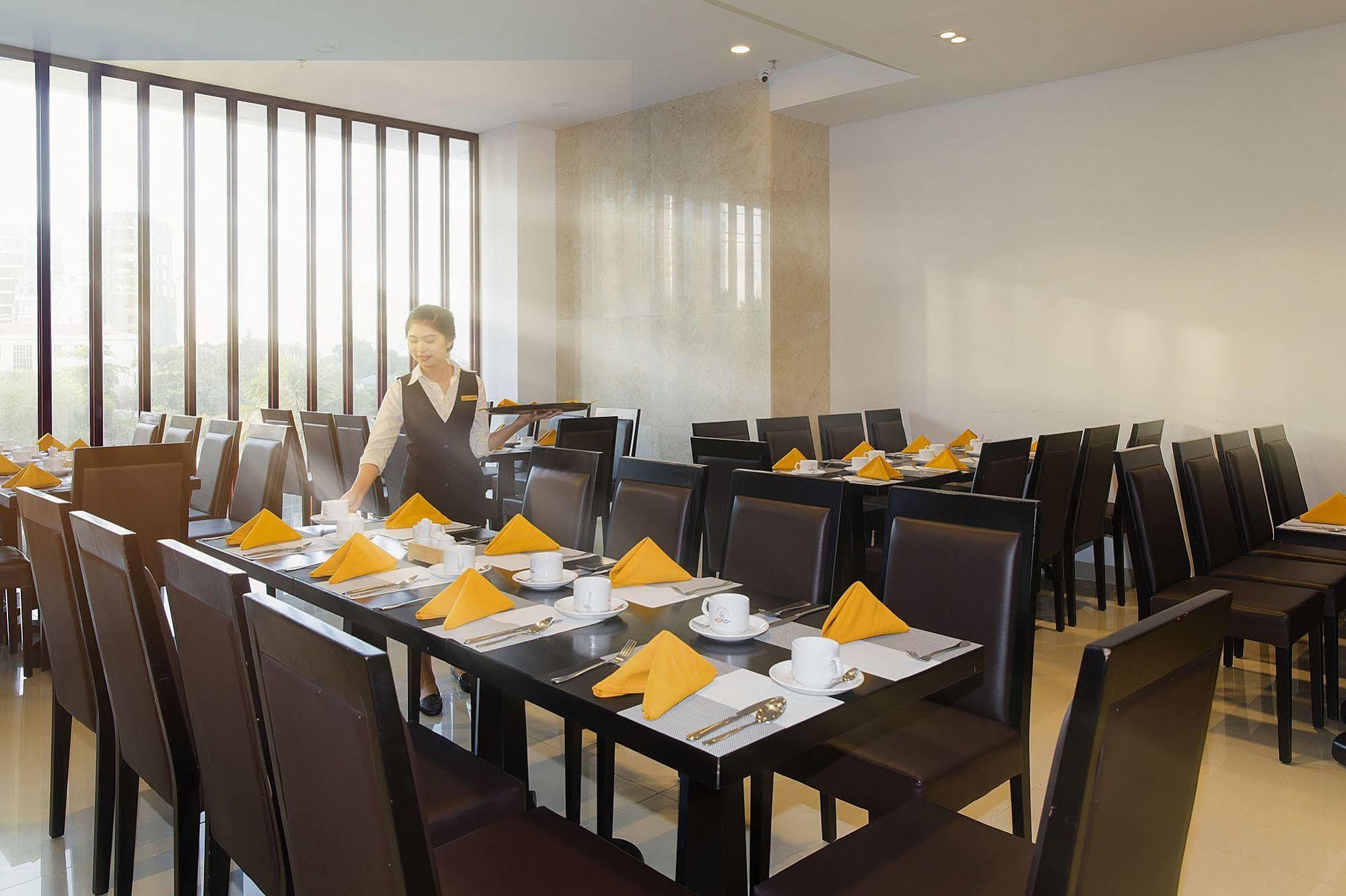 Hotel Dendro Gold Nha Trang