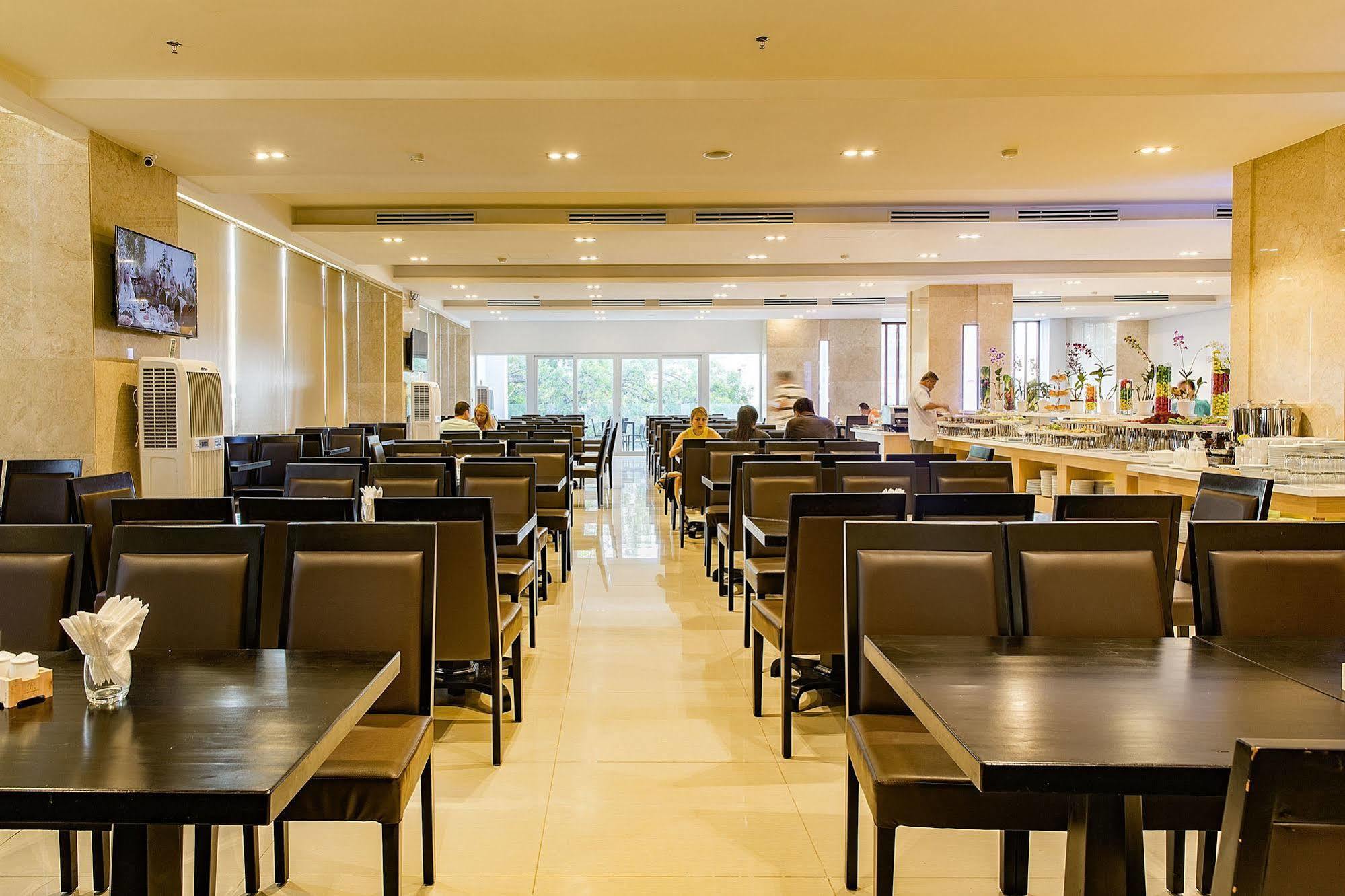Hotel Dendro Gold