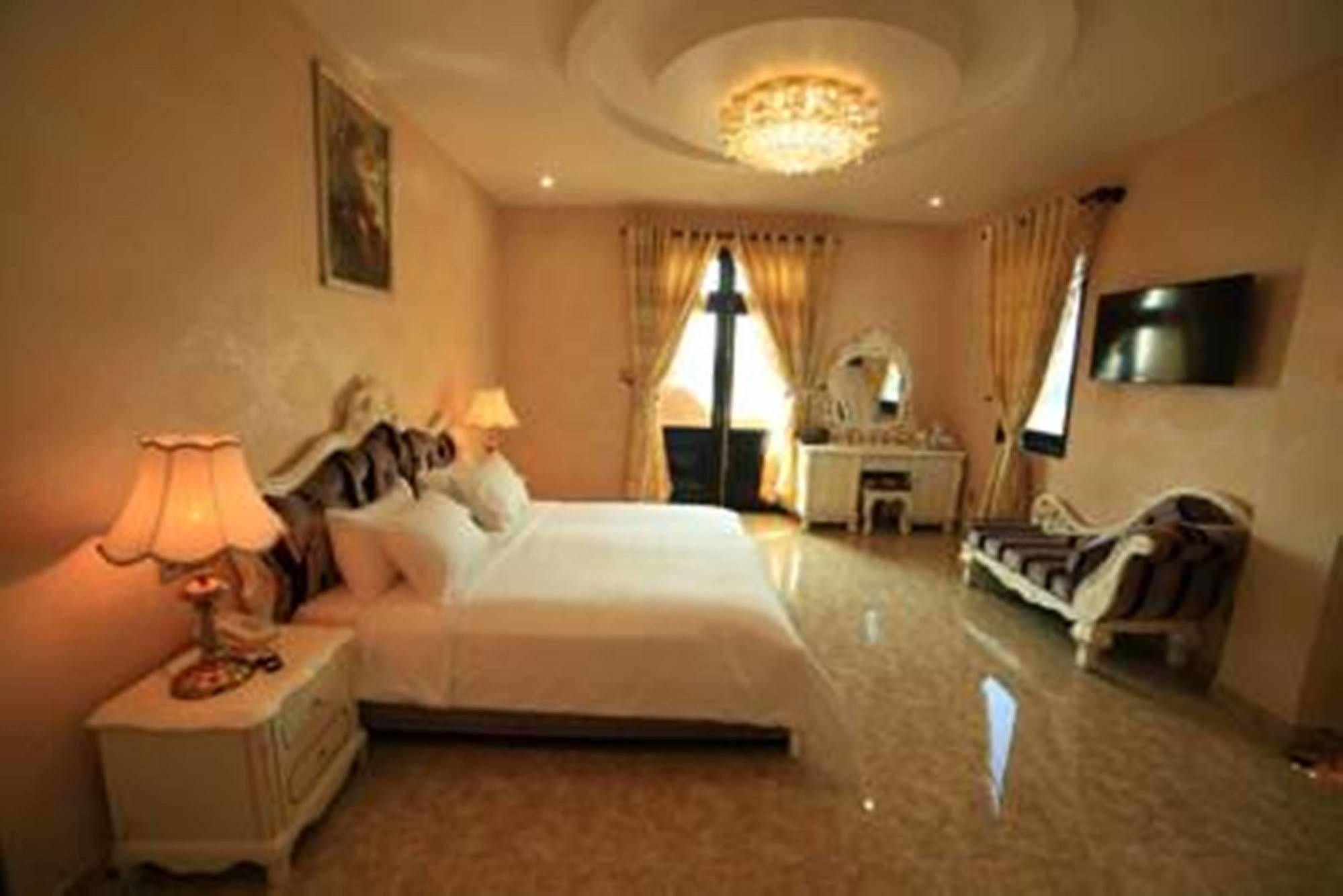 Bezel Hotel Da Nang