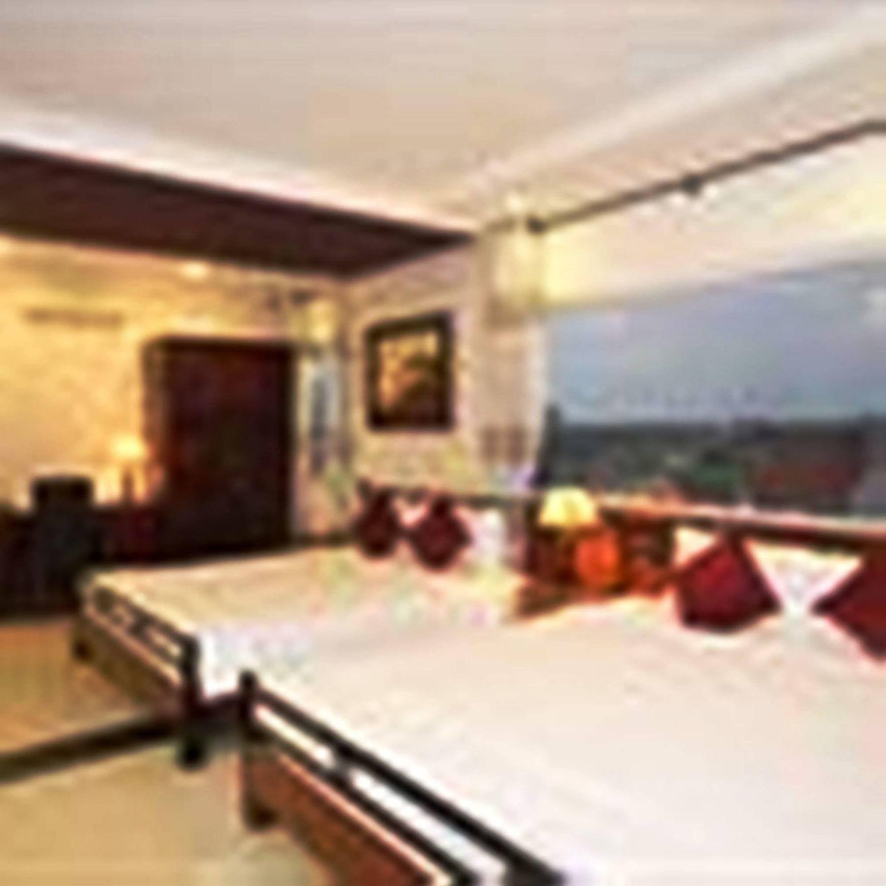 Hotel Omega