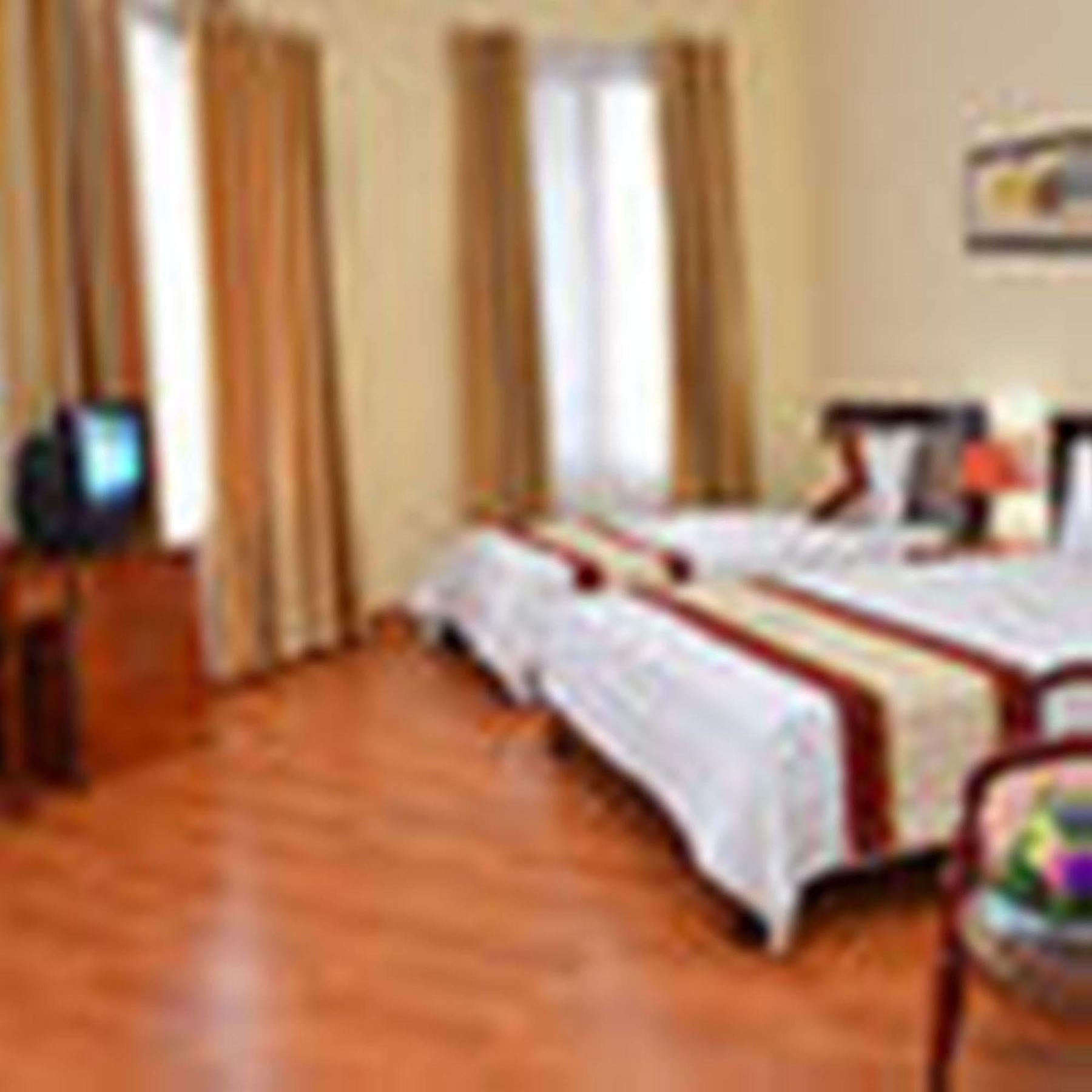 Hotel Omega 2*