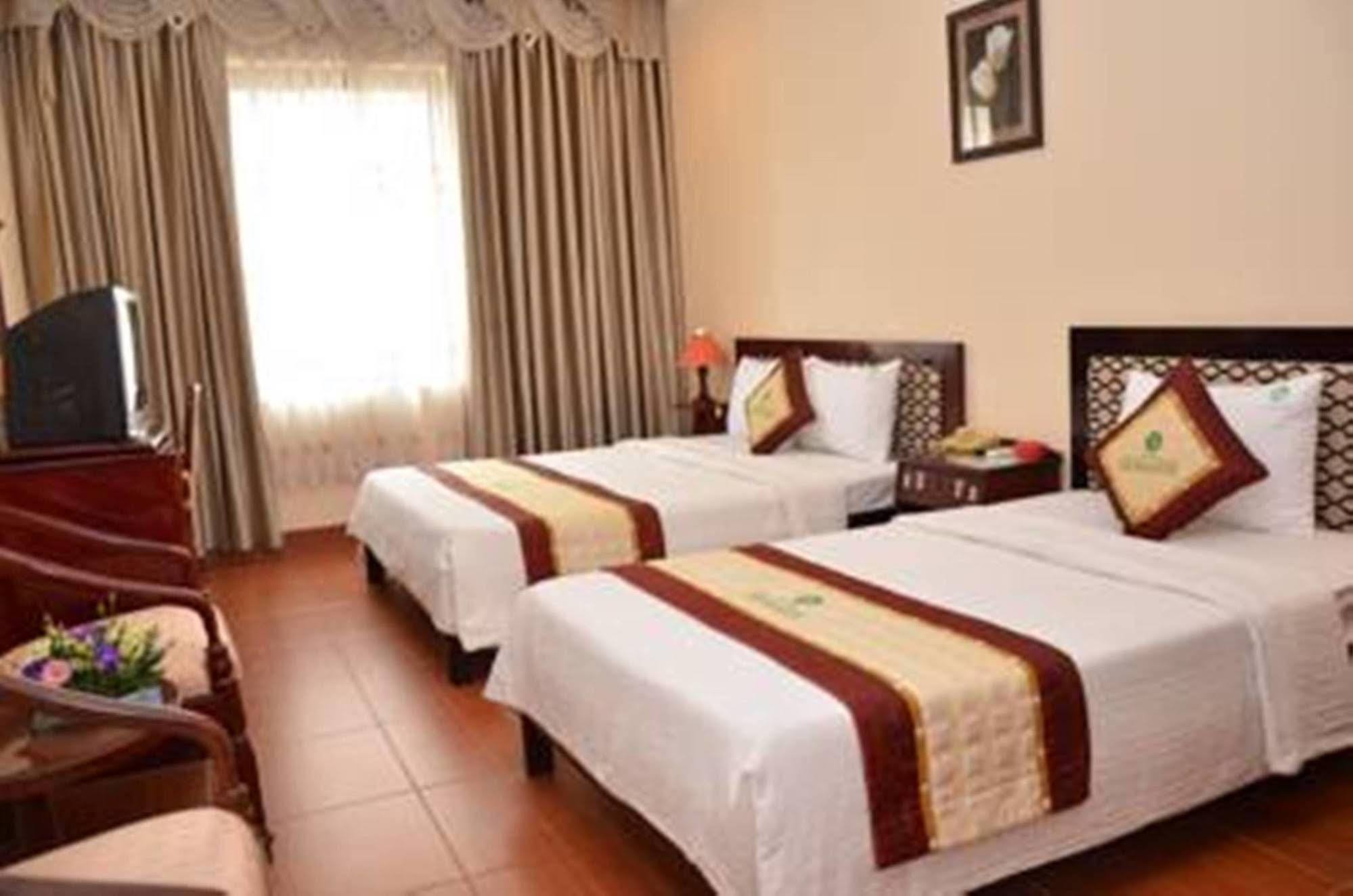 Hotel Omega 2*