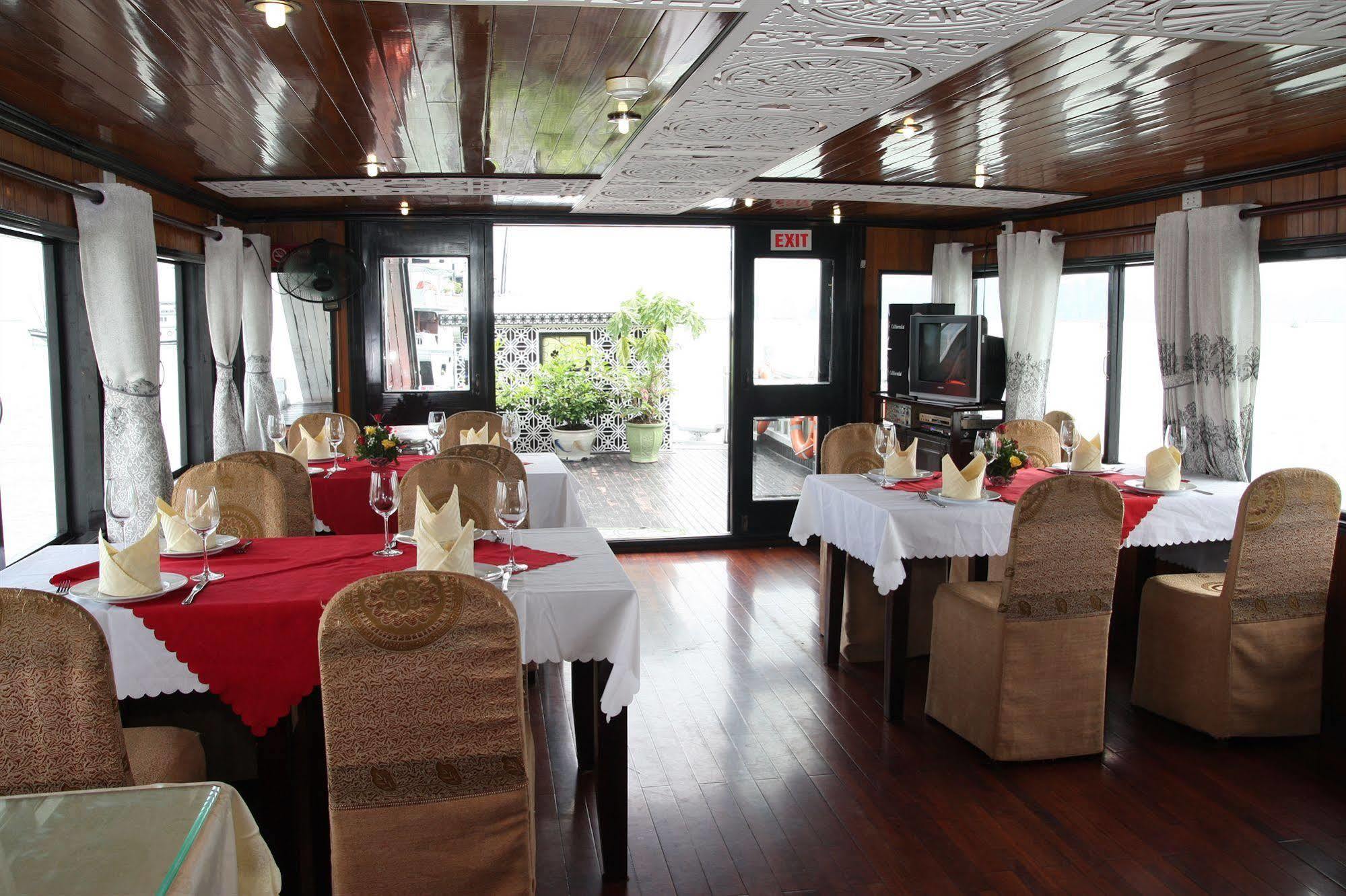 Paragon Cruise 3* Ha Long