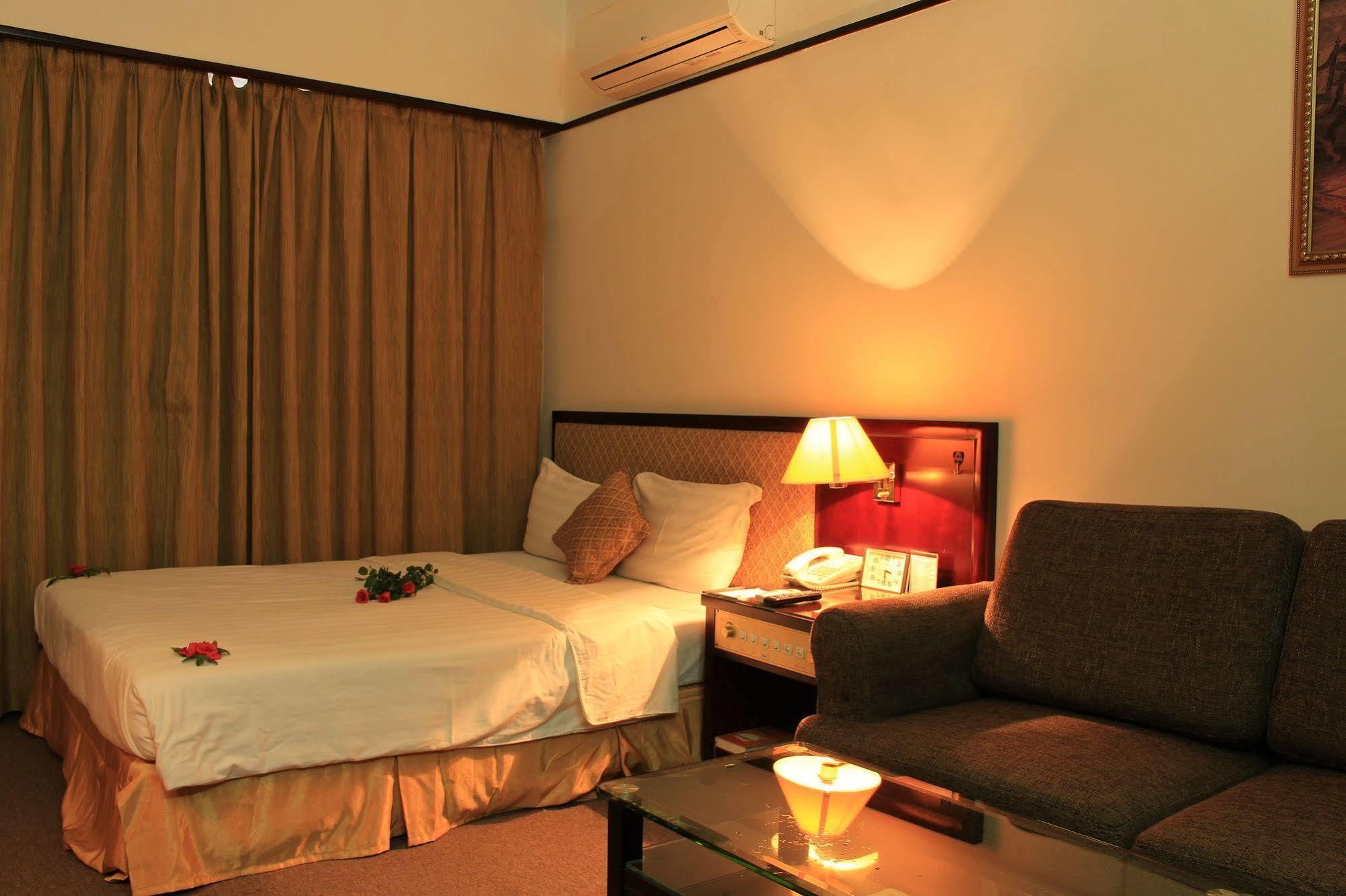 Hotel Capital Garden Hanoi