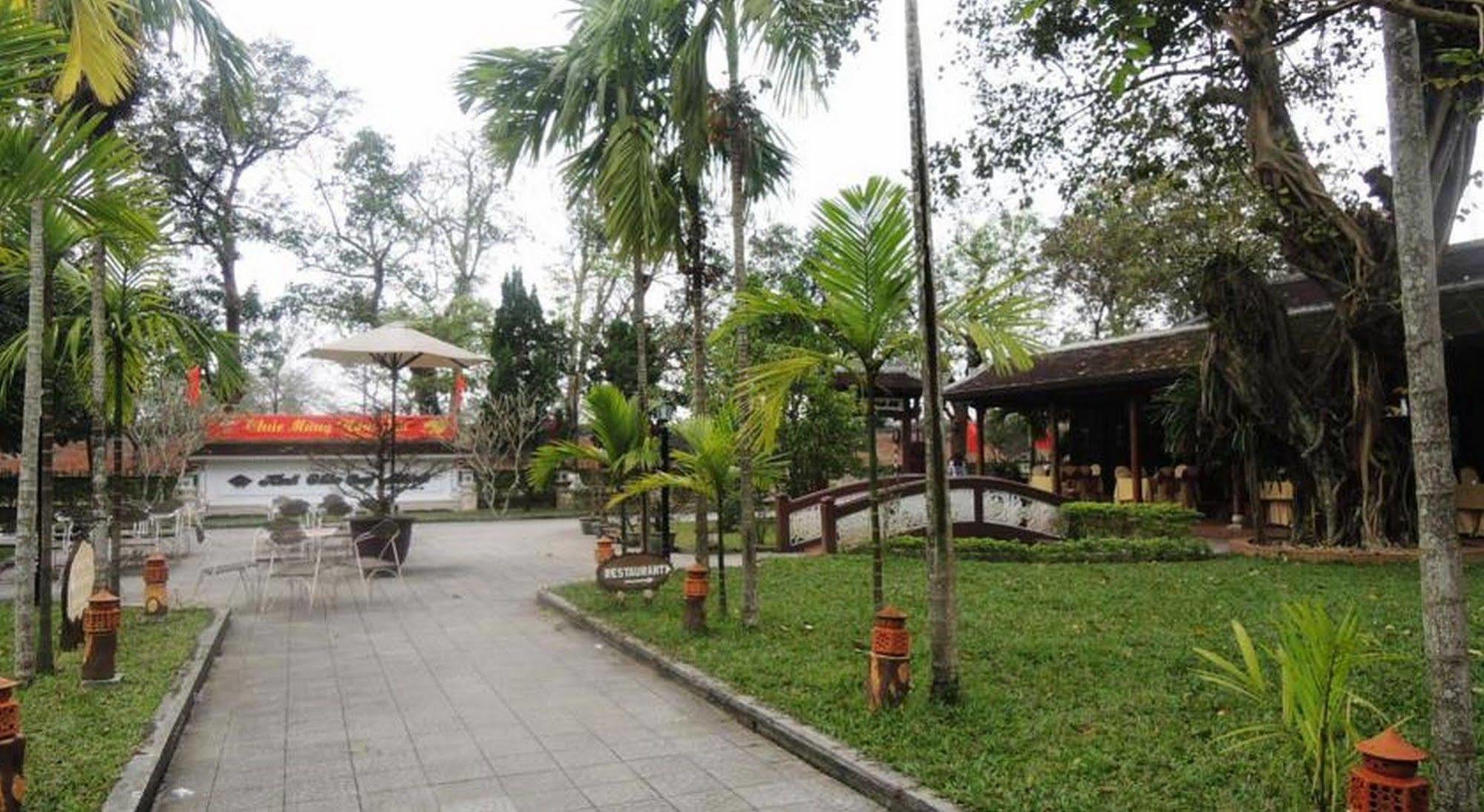 Thanh Noi Hotel
