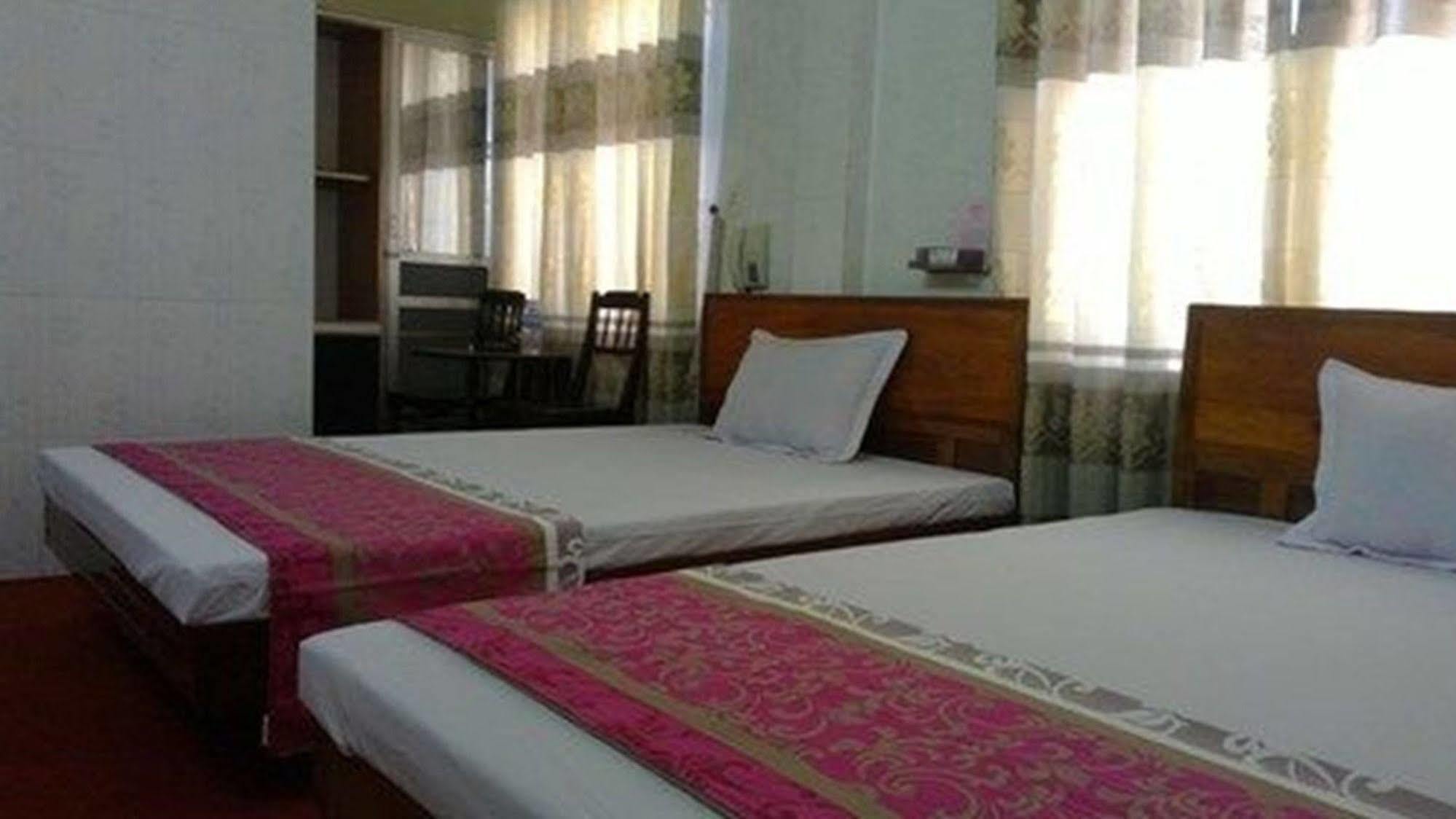 Anh Linh 1 Hotel 2*