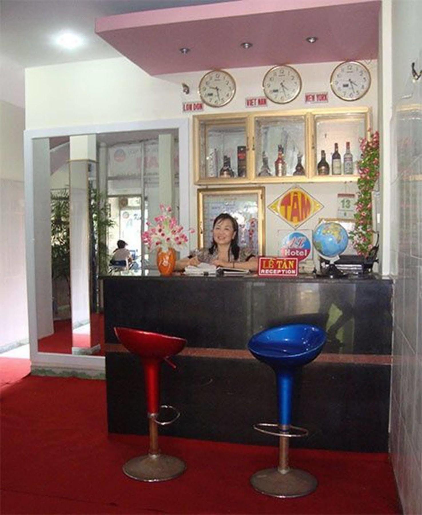 Anh Linh 1 2*