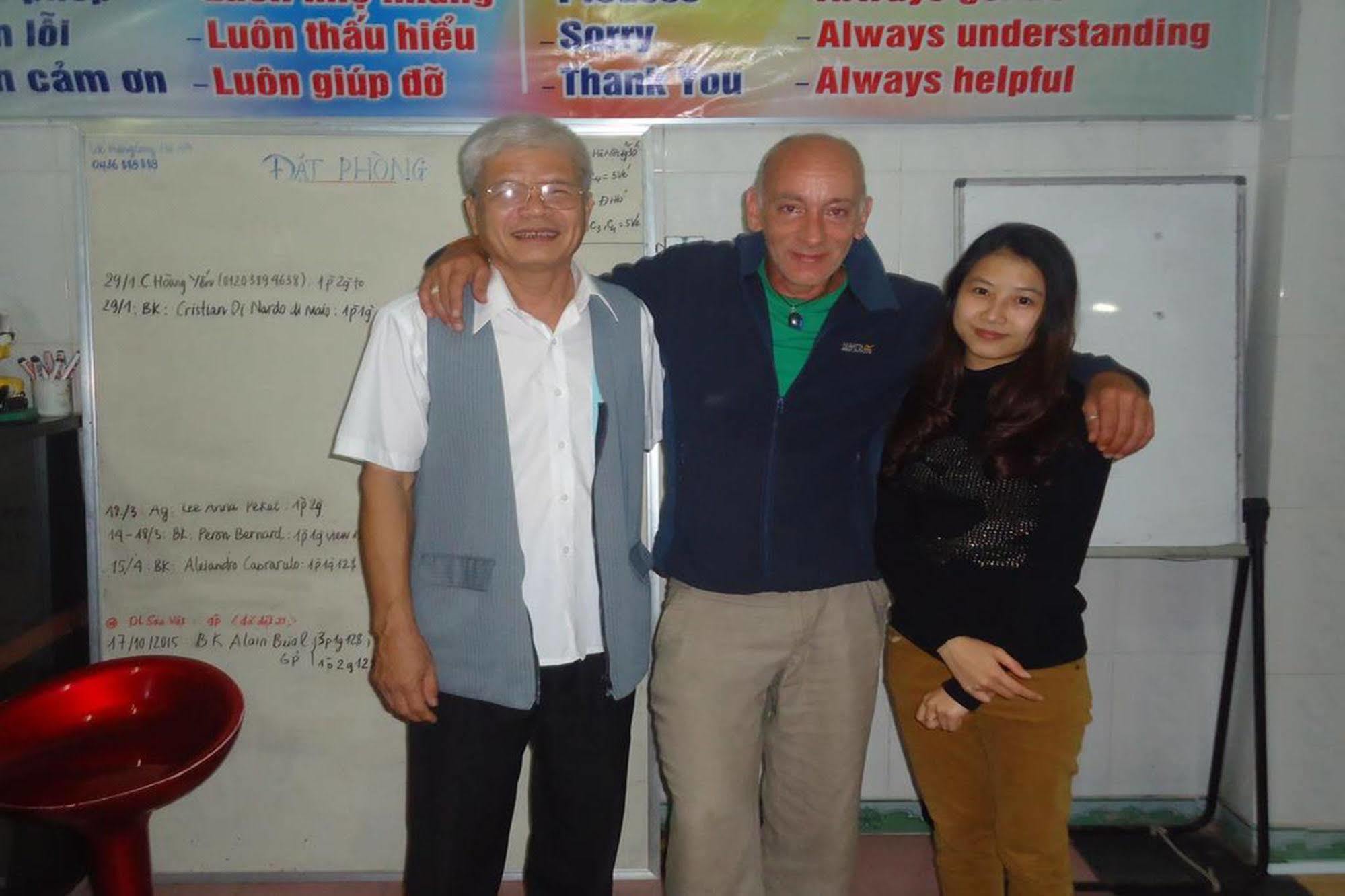 Anh Linh 1 2*
