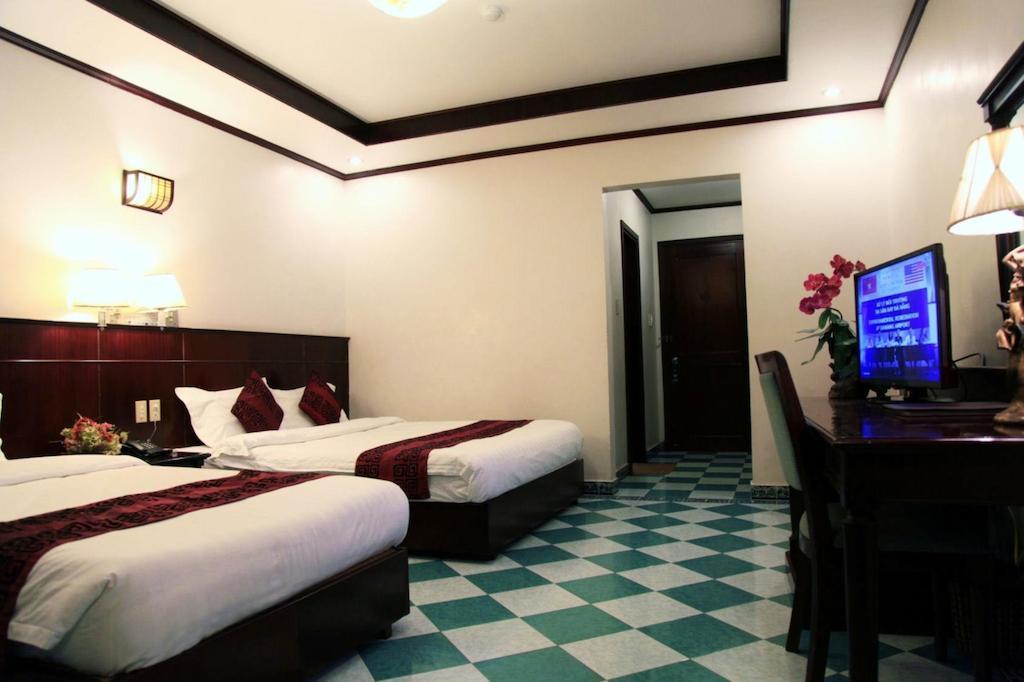 Cat Ba Princes Khách sạn 3*