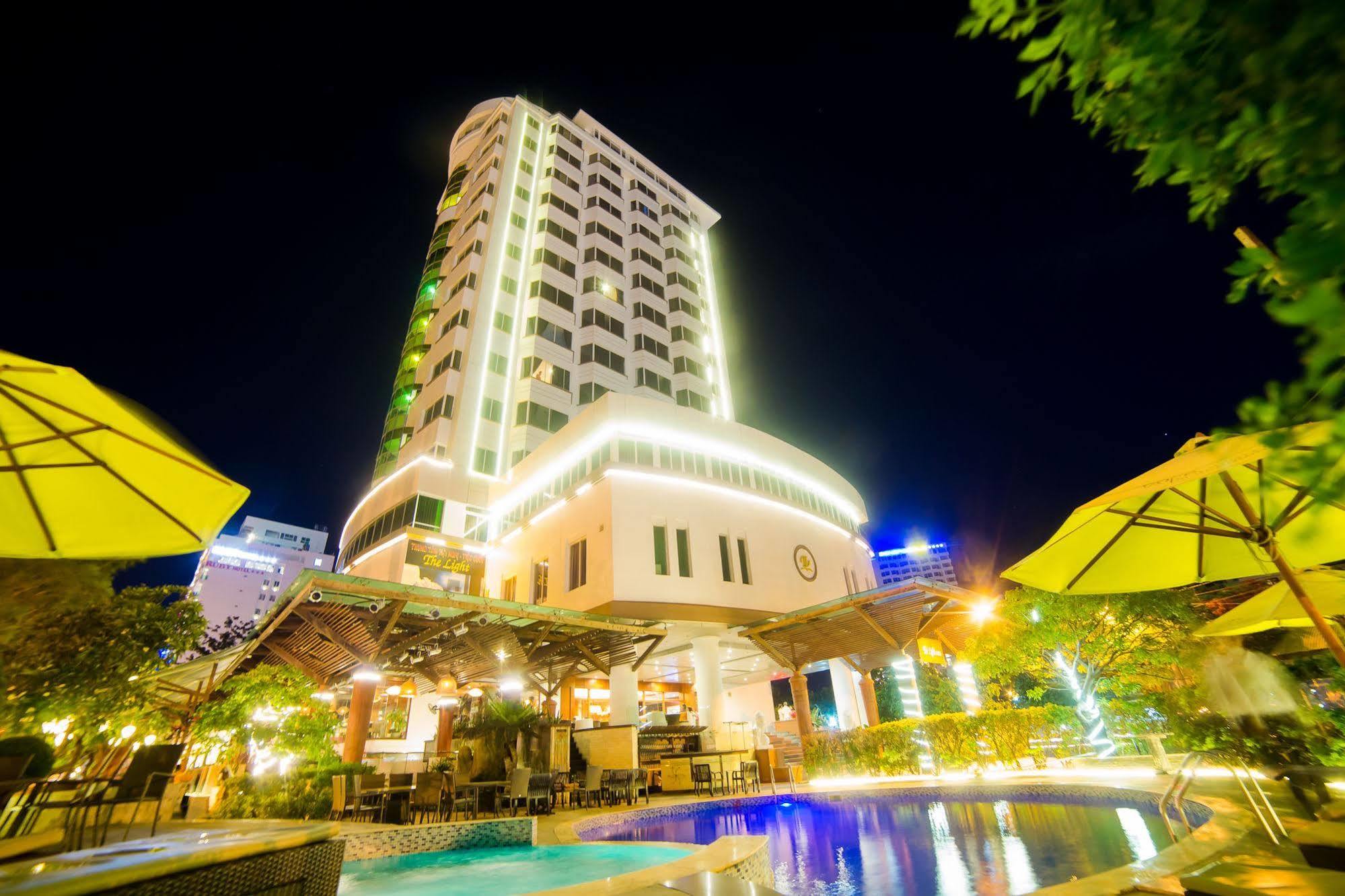 Hotel The Light